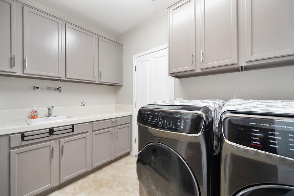 Bella Cir, Lincoln, California image 11