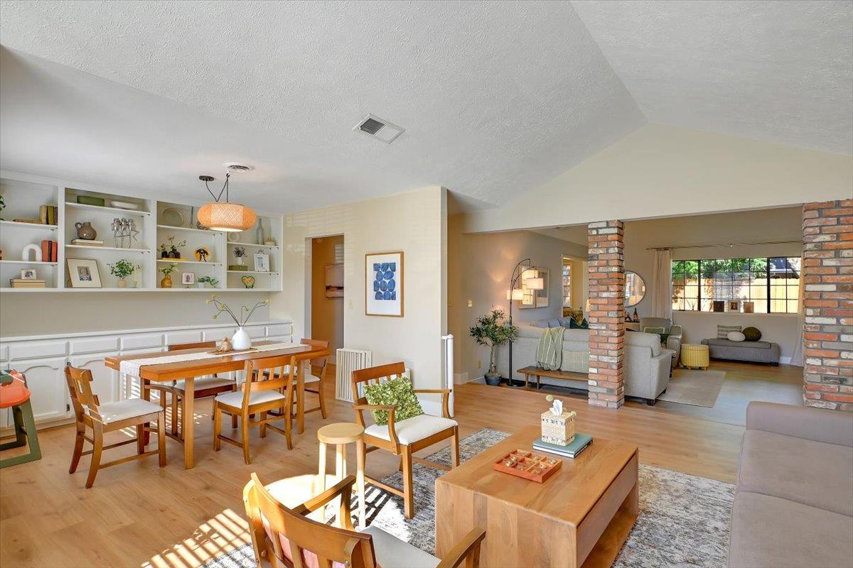Woodhaven Drive, Yuba City, California image 9