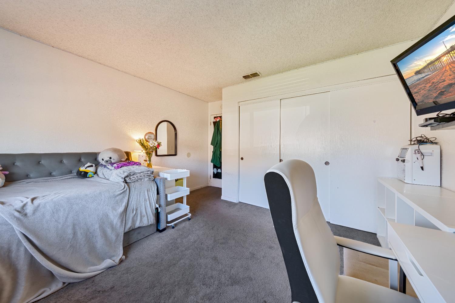 Forbs, Citrus Heights, California image 28