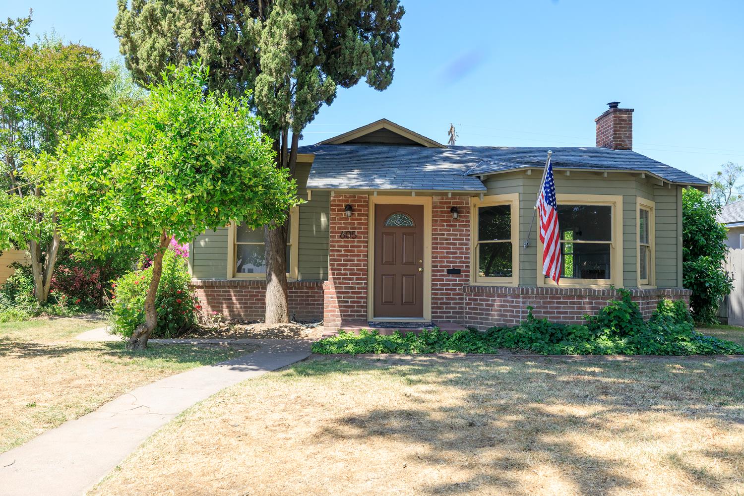 El Cajon Avenue, Modesto, California image 4