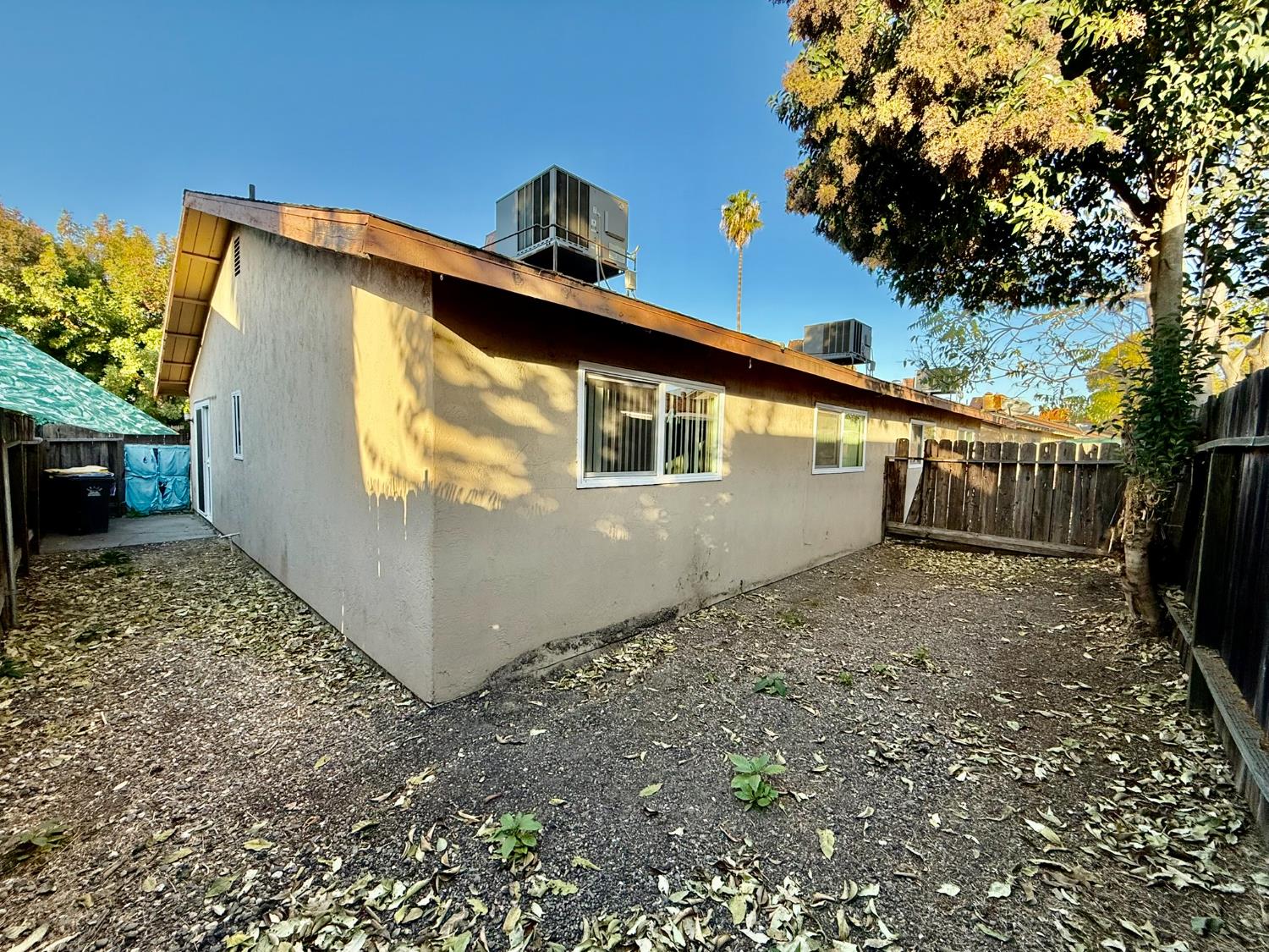 7330 Kelley Drive, Stockton, California image 16