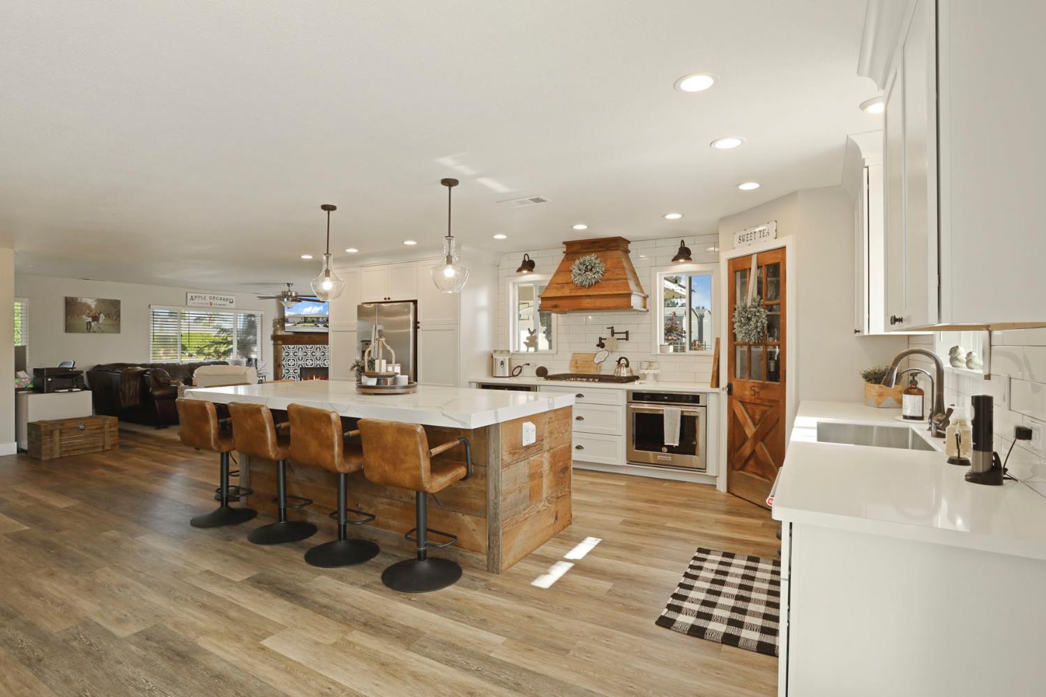 Tinnin Road, Manteca, California image 16