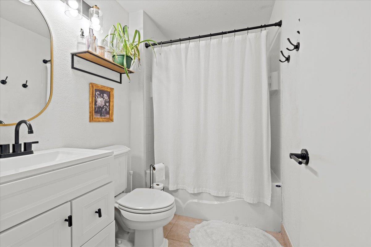 Photo #12: 225069779 Listing: Photo #12
