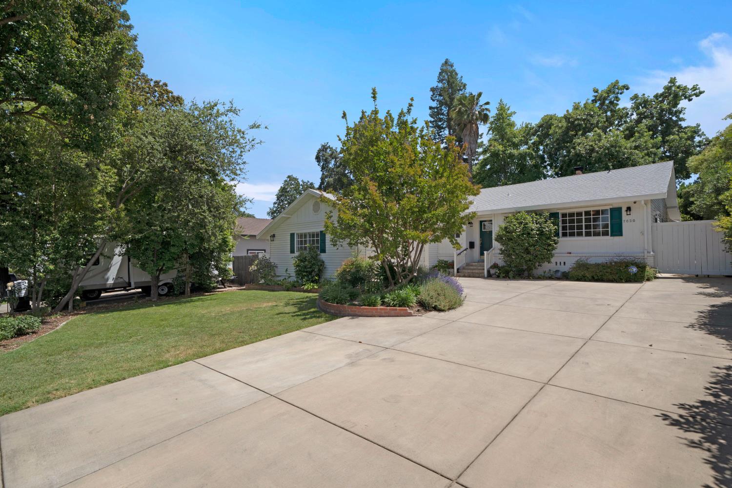 North Ridge Drive, Citrus Heights, California image 2