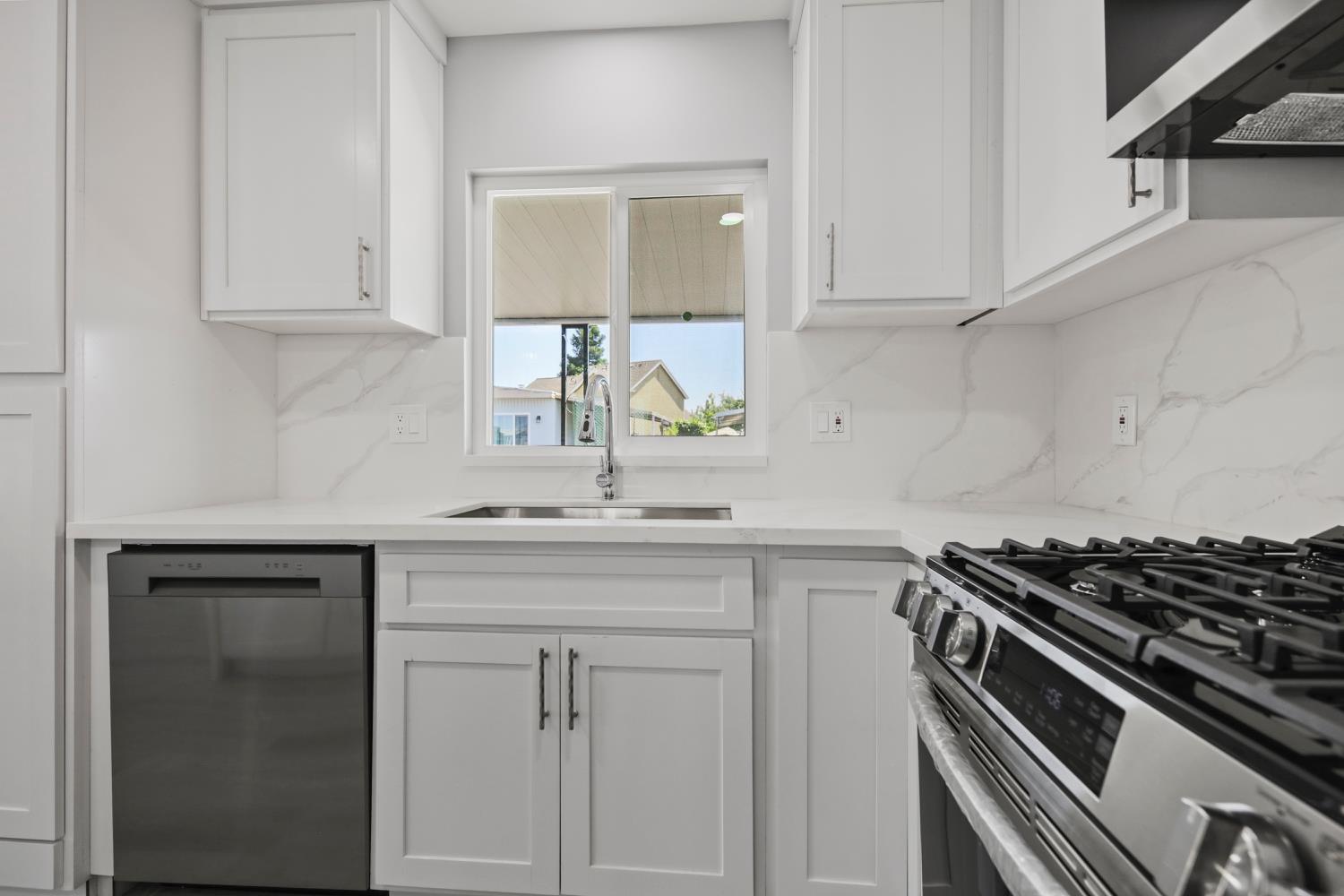 Mchenry Ave #55, Modesto, California image 18