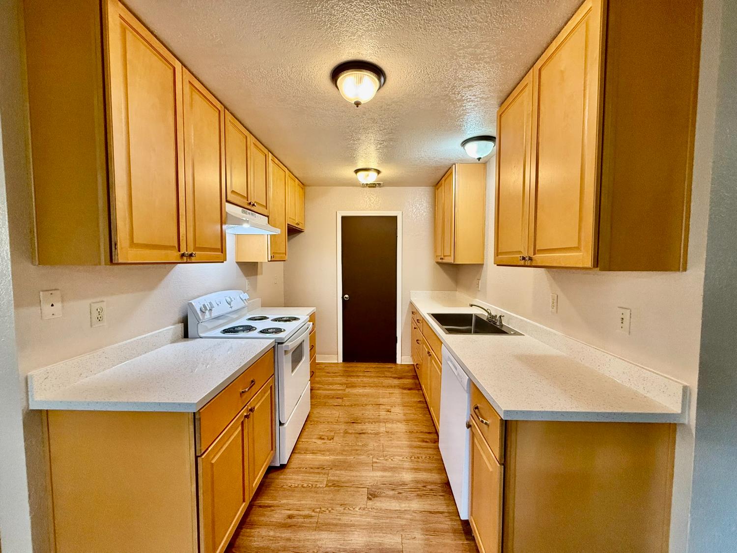 7330 Kelley Drive, Stockton, California image 7