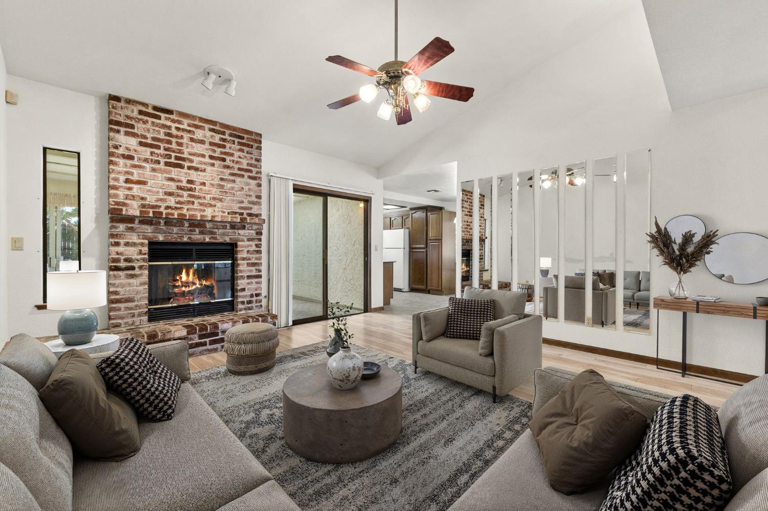 Kyle Court, Citrus Heights, California image 3