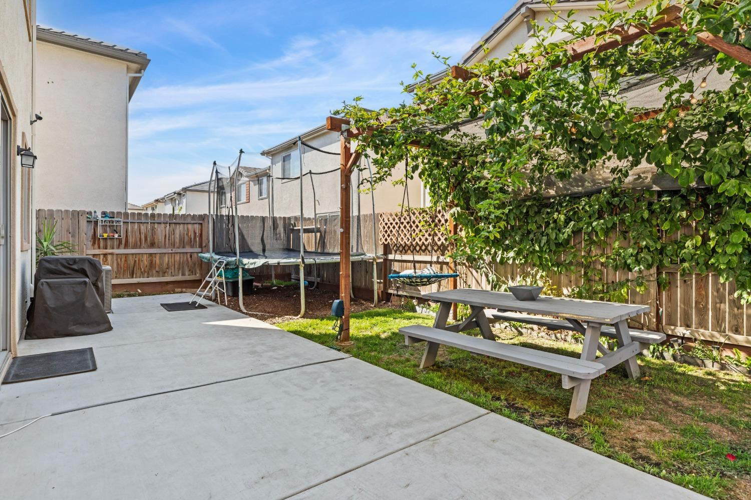 Nature Way, Modesto, California image 31