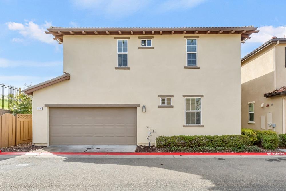 Barnhill Drive, Folsom, California image 48