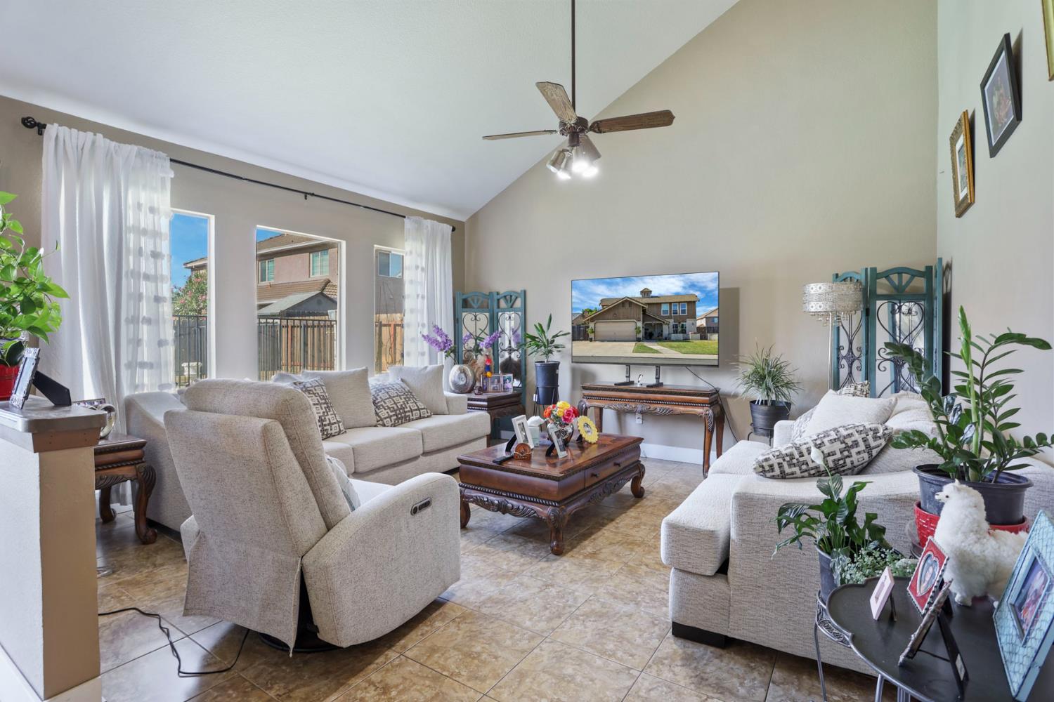 Senimi Circle, Ceres, California image 9