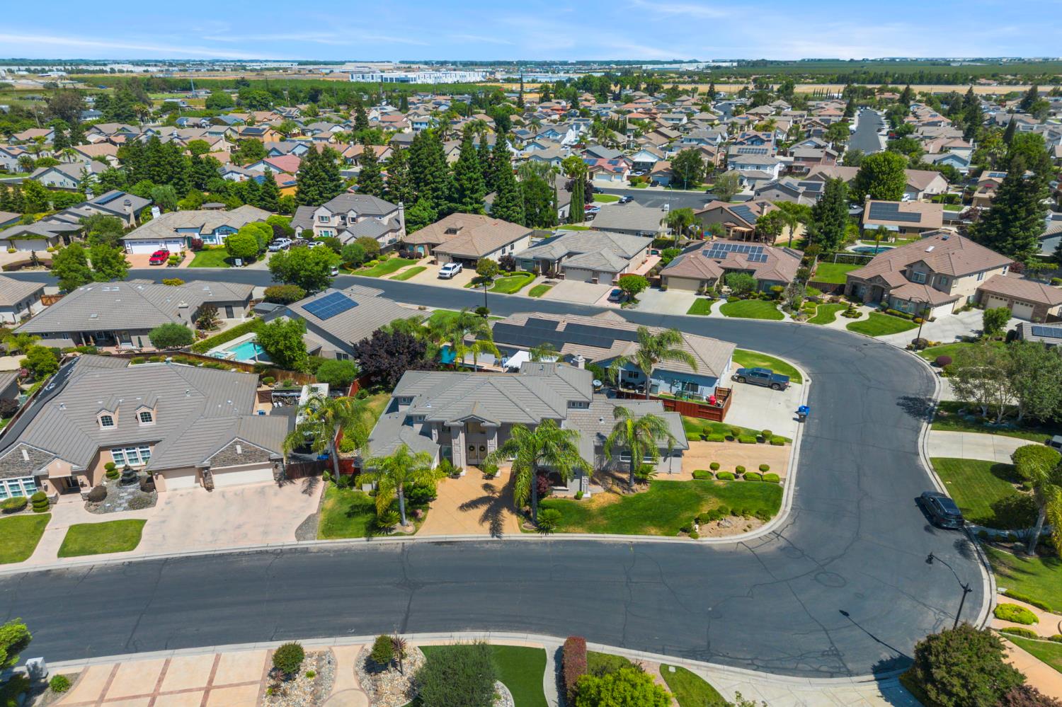 Detail Gallery Image 58 of 66 For 1525 Terracina Cir, Manteca,  CA 95336 - 4 Beds | 3/1 Baths