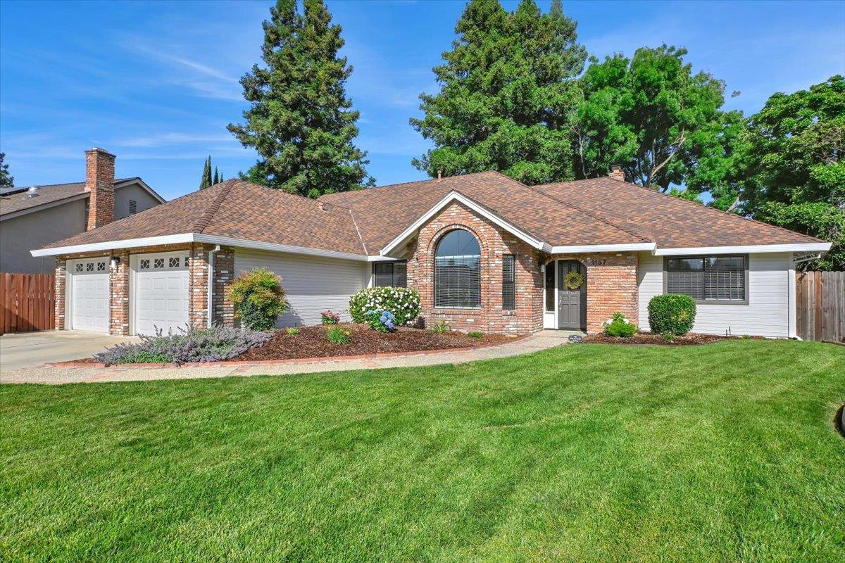 Woodhaven Drive, Yuba City, California image 2