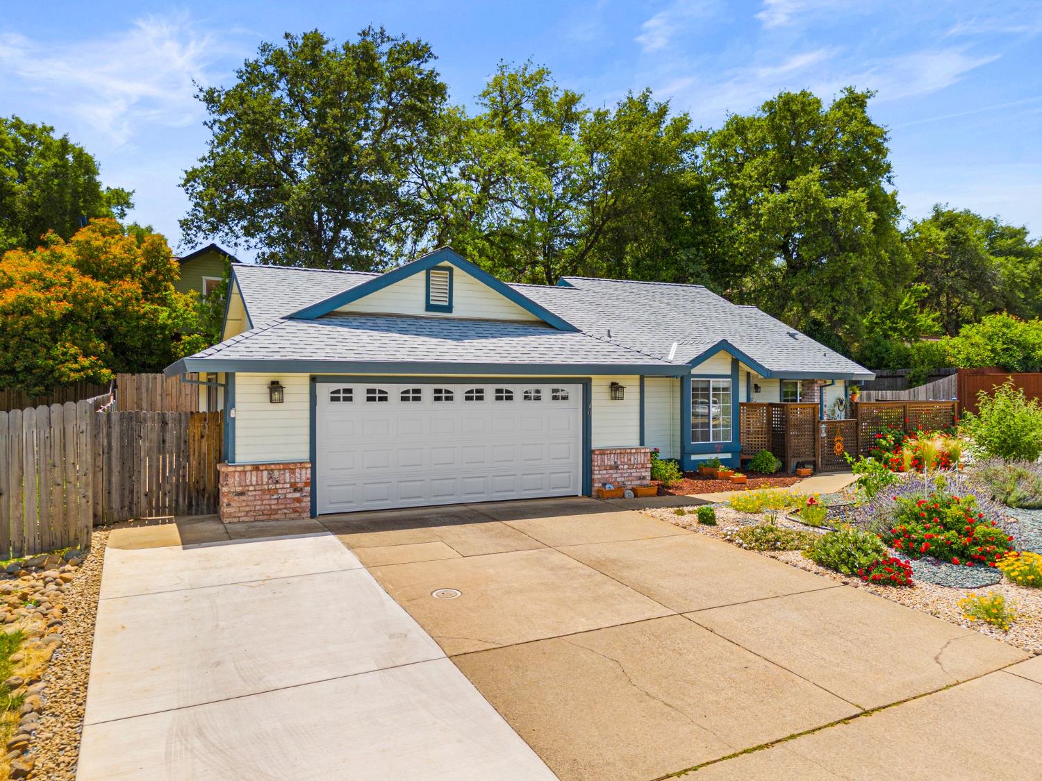 Sierra Mesa Court, Auburn, California image 3