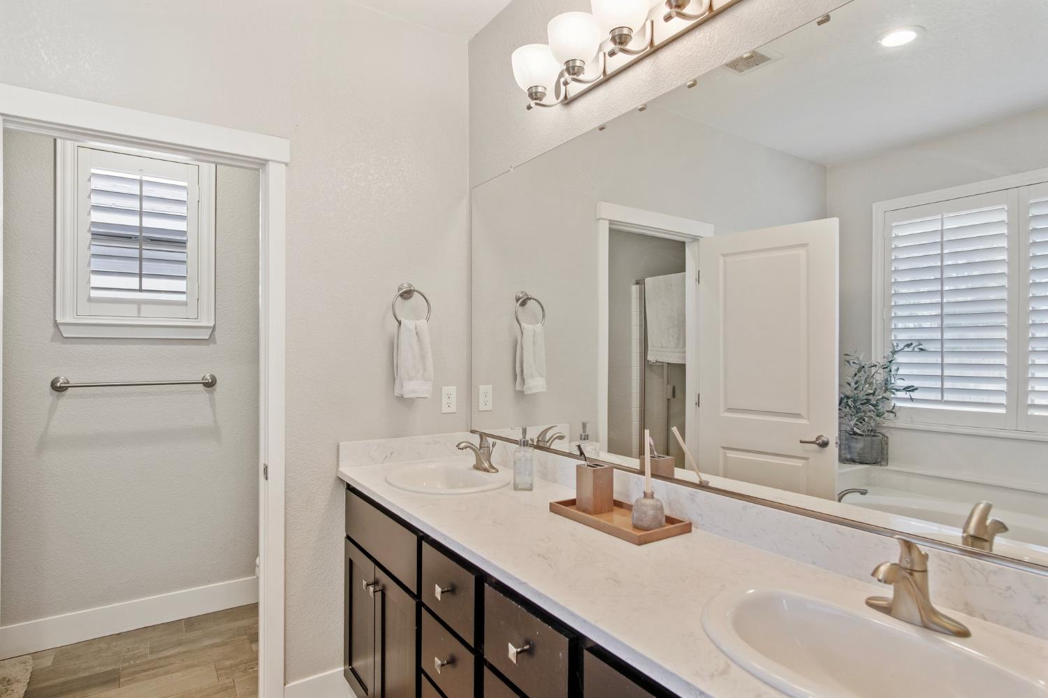 Amethyst Drive, Hilmar, California image 27