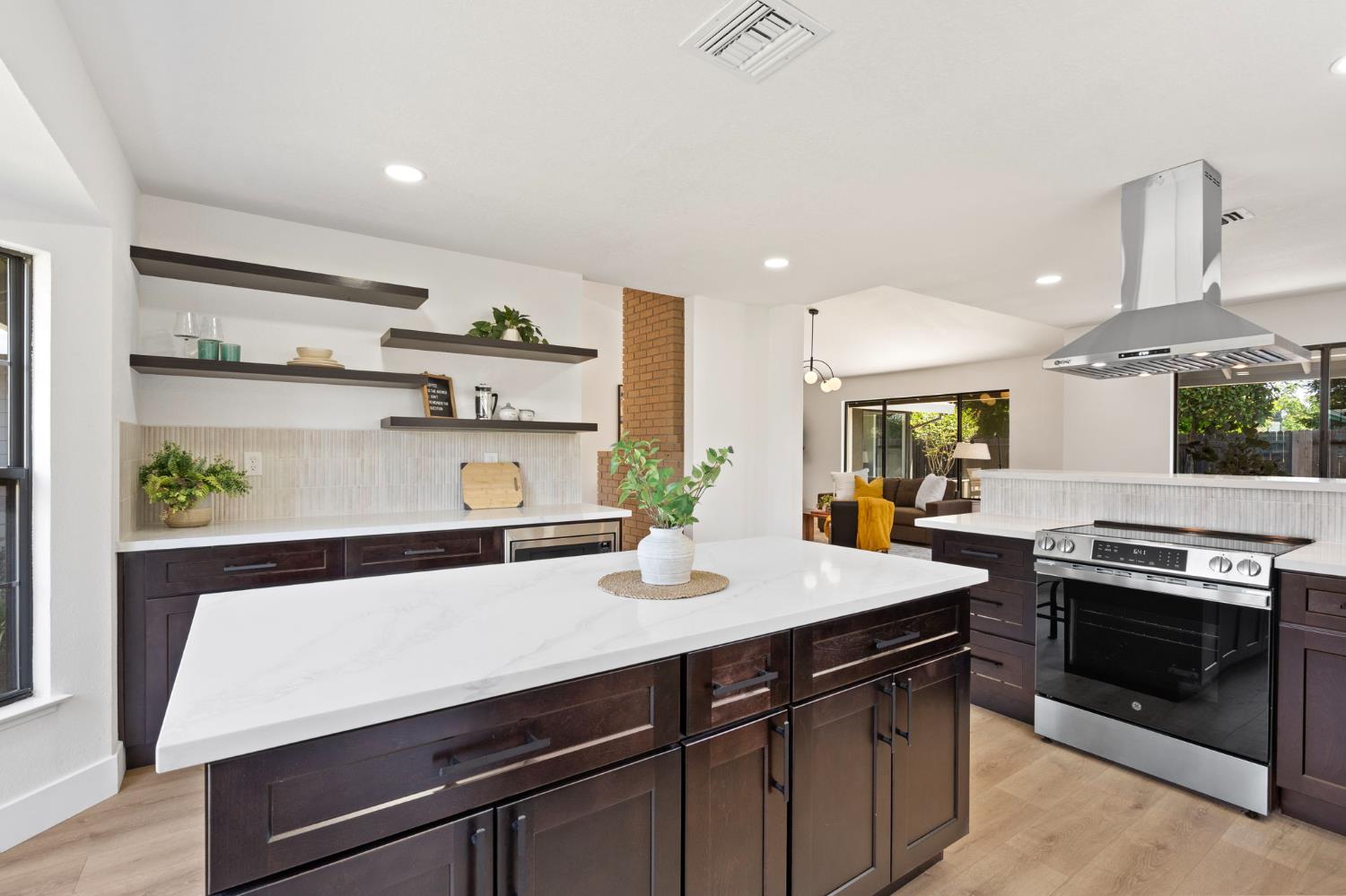 Blossom Hill Way, Roseville, California image 11
