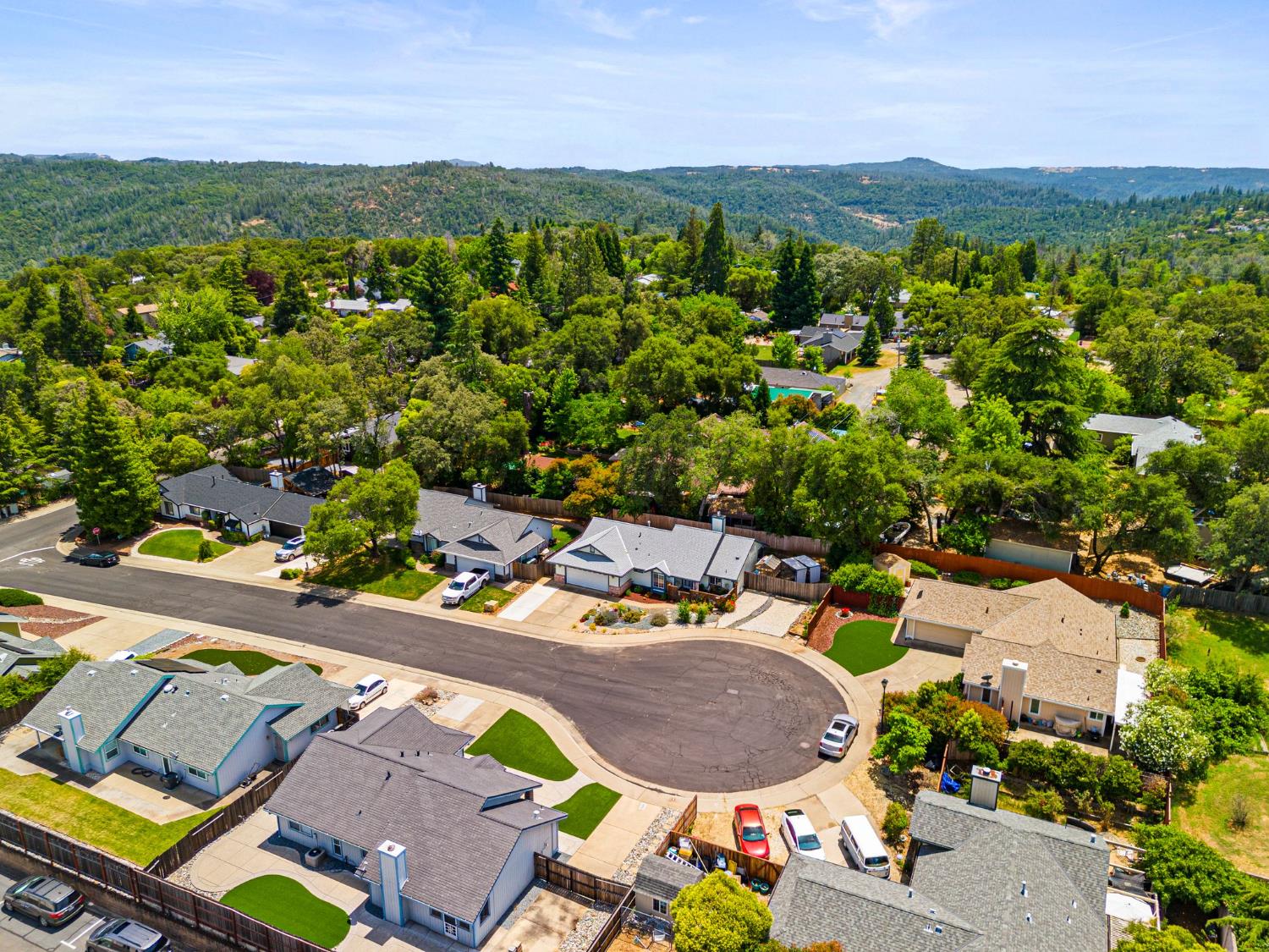 Sierra Mesa Court, Auburn, California image 40