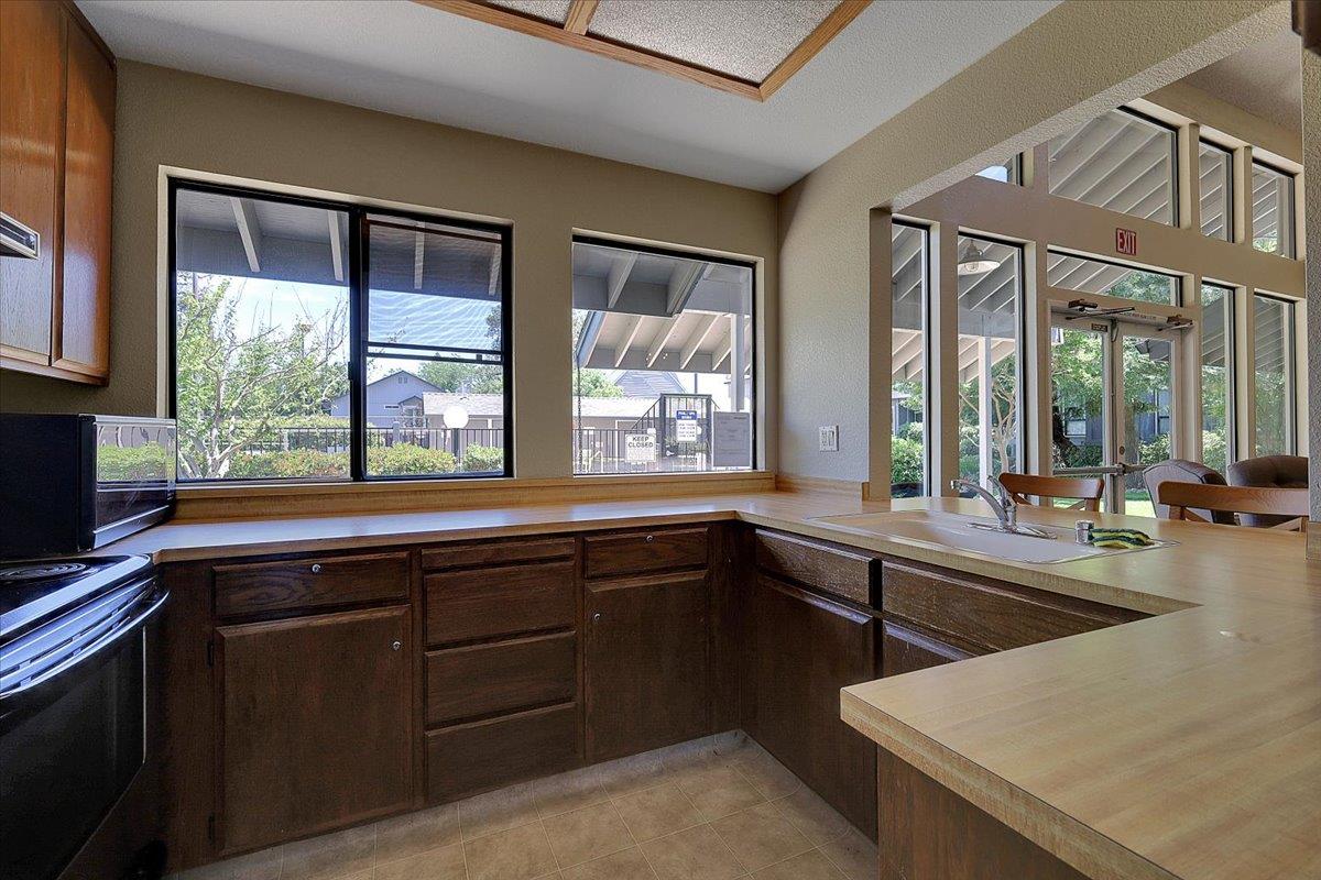 Photo #48: 225067694 Listing: Photo #48