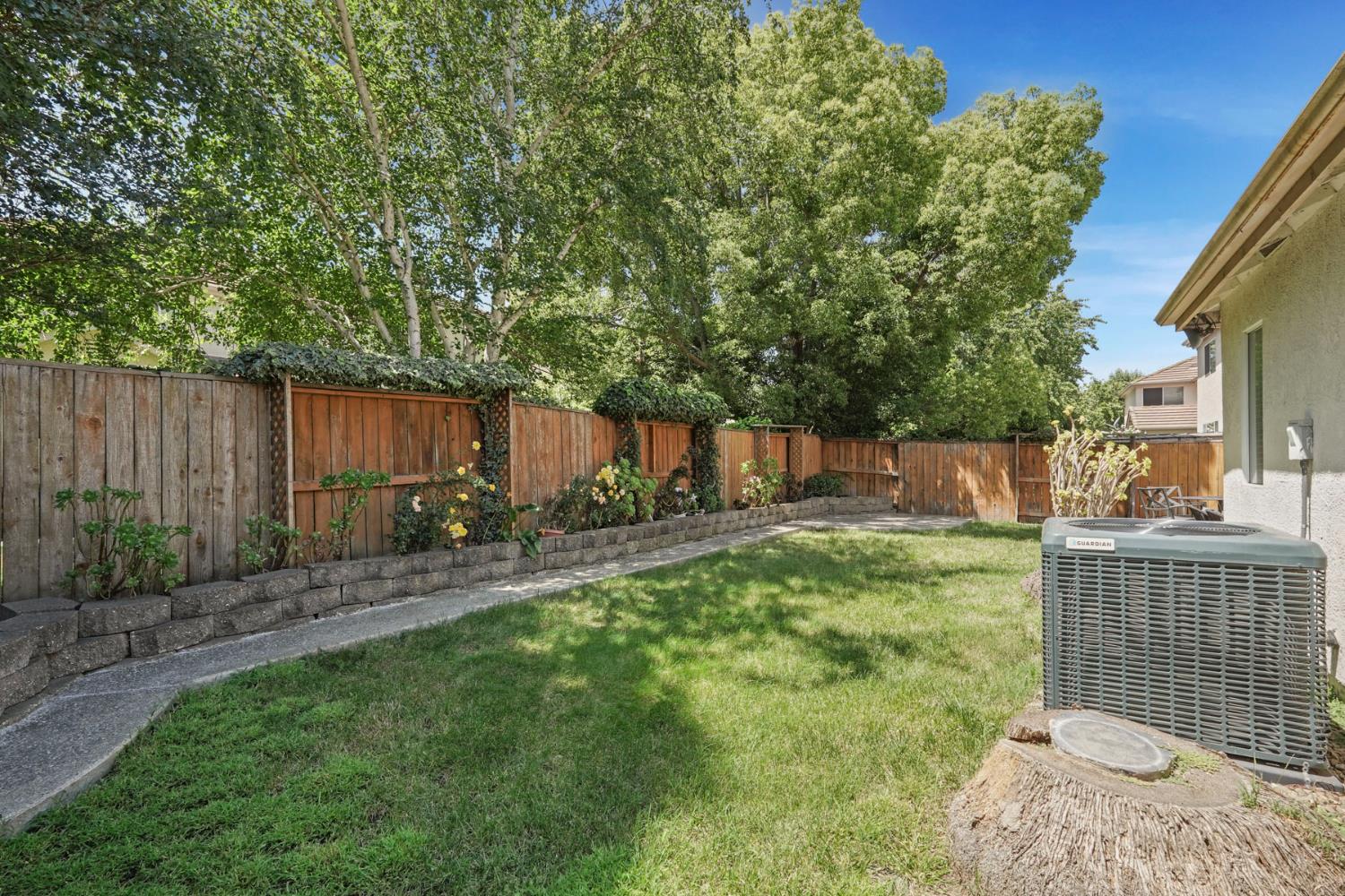 Bridlewood Circle, Stockton, California image 31