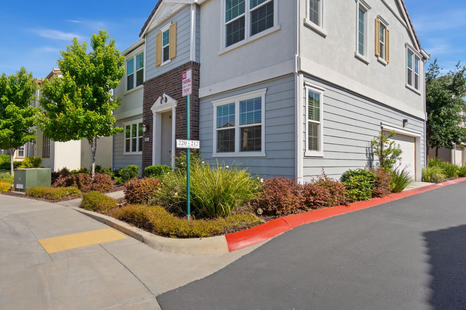 Colner Circle, Folsom, California image 3