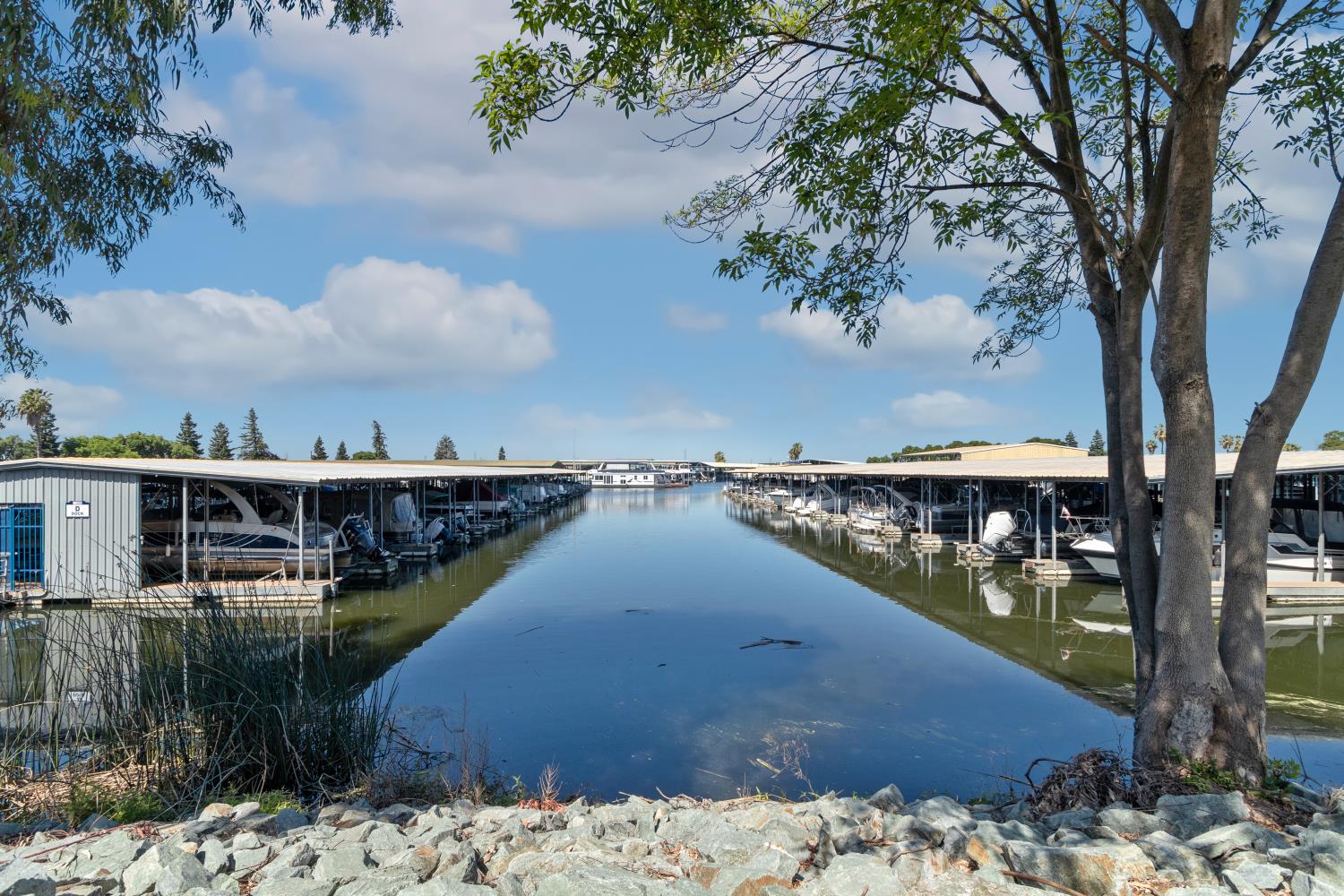 Embarcadero Drive, Stockton, California image 41