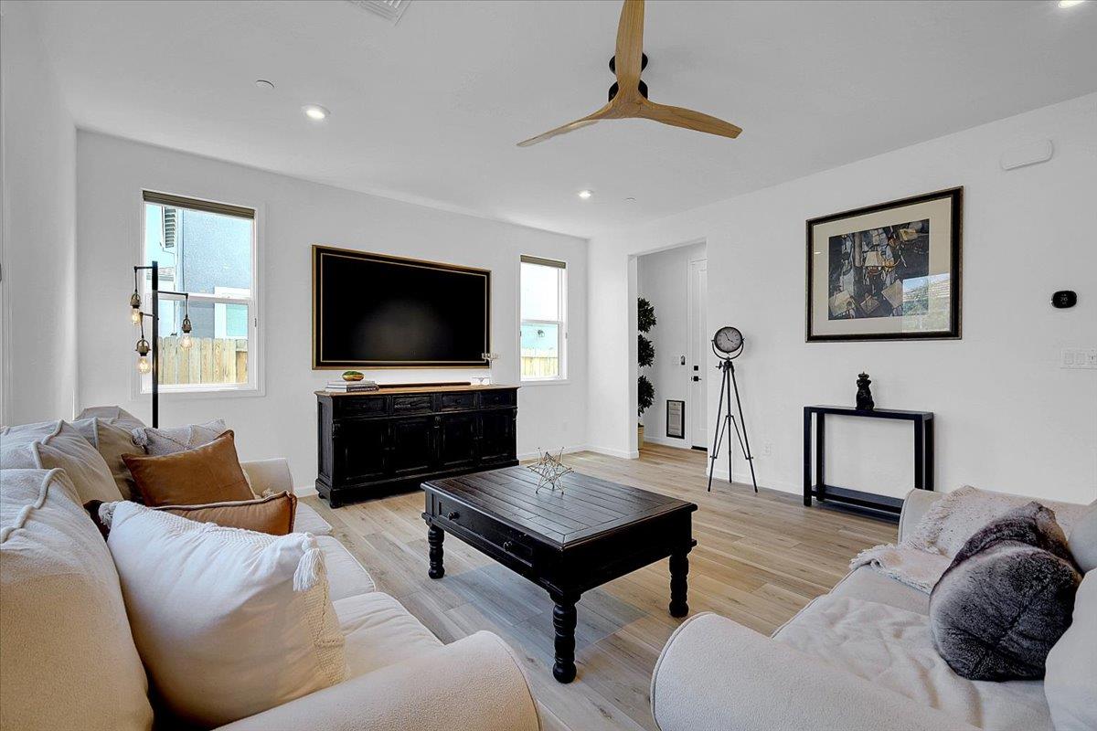 Granzella Way, Rancho Cordova, California image 34