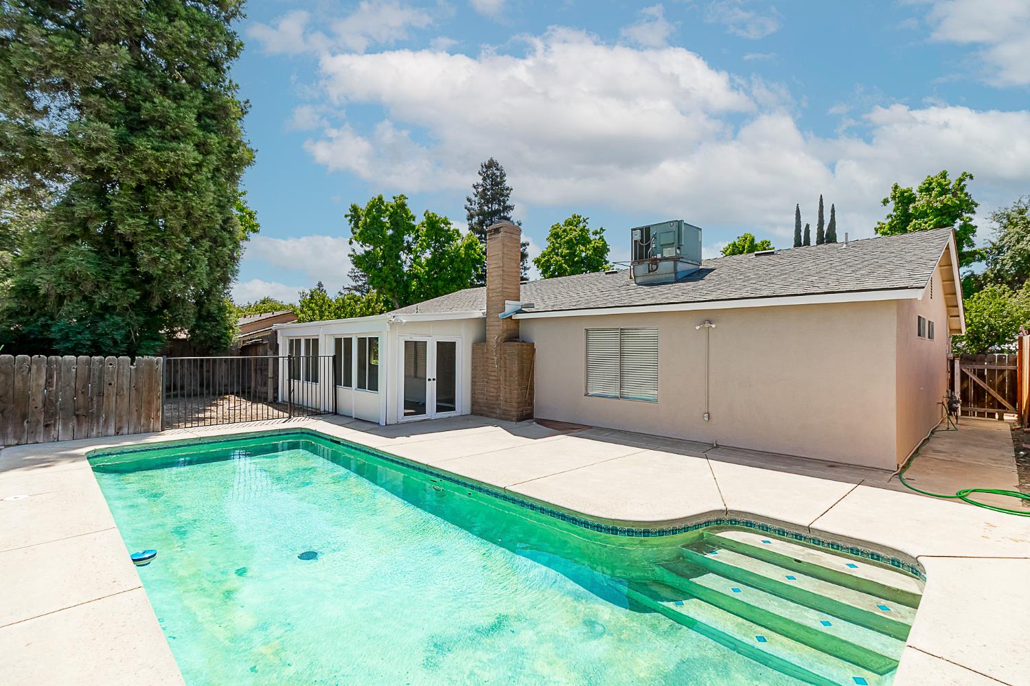 Paioni Court, Modesto, California image 27