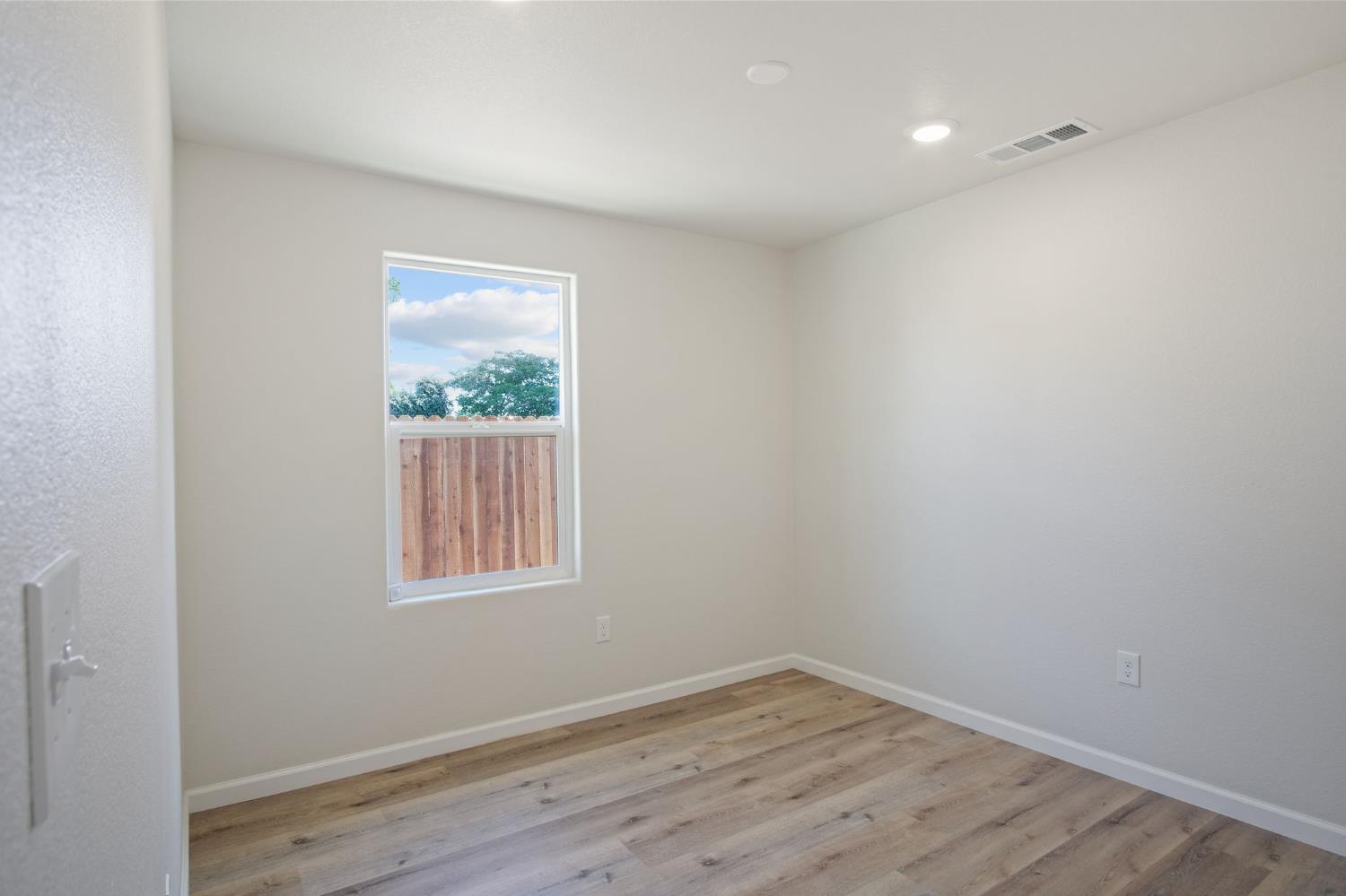 W Hatch Road, Modesto, California image 19