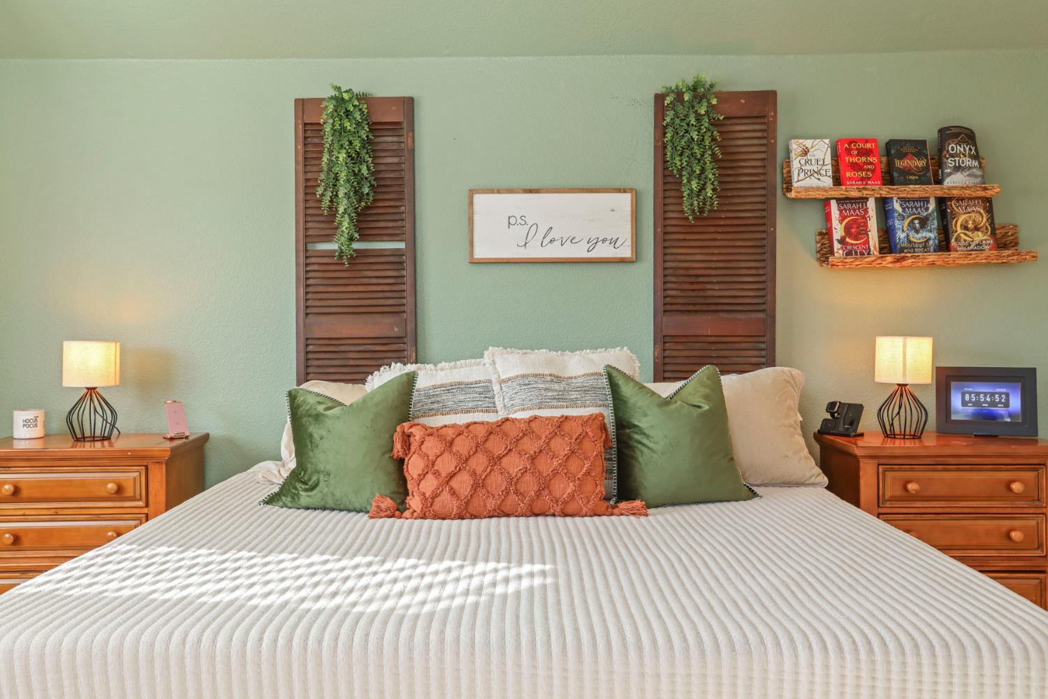 Benjamin Place, Manteca, California image 27