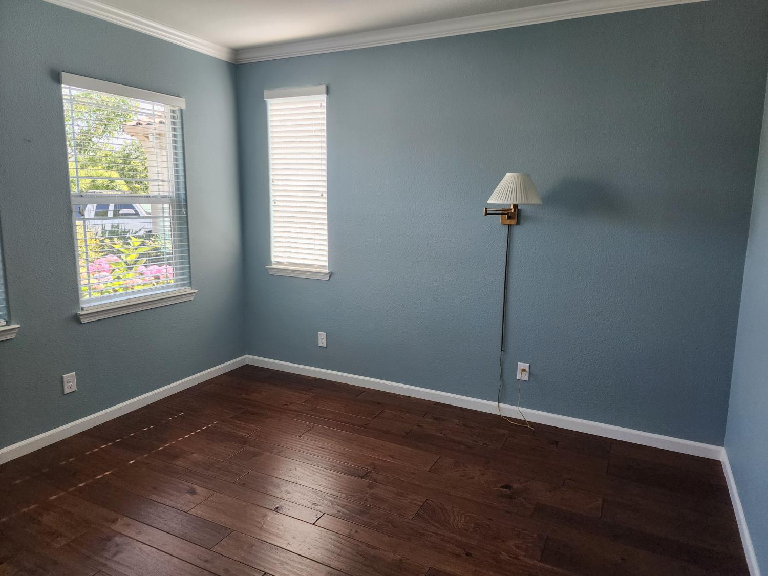 Remington Oaks Street, Manteca, California image 7