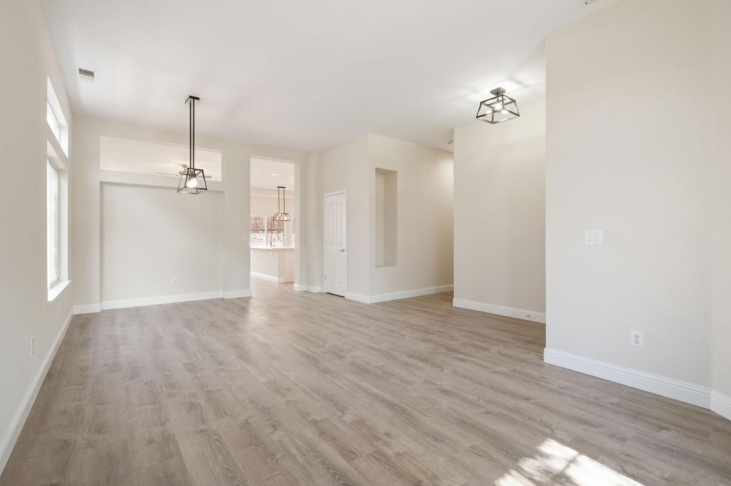 Iron Point Court, Rocklin, California image 5