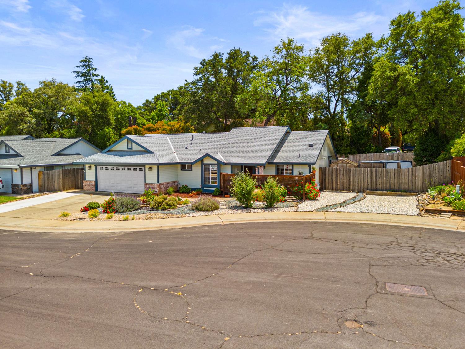 Sierra Mesa Court, Auburn, California image 38