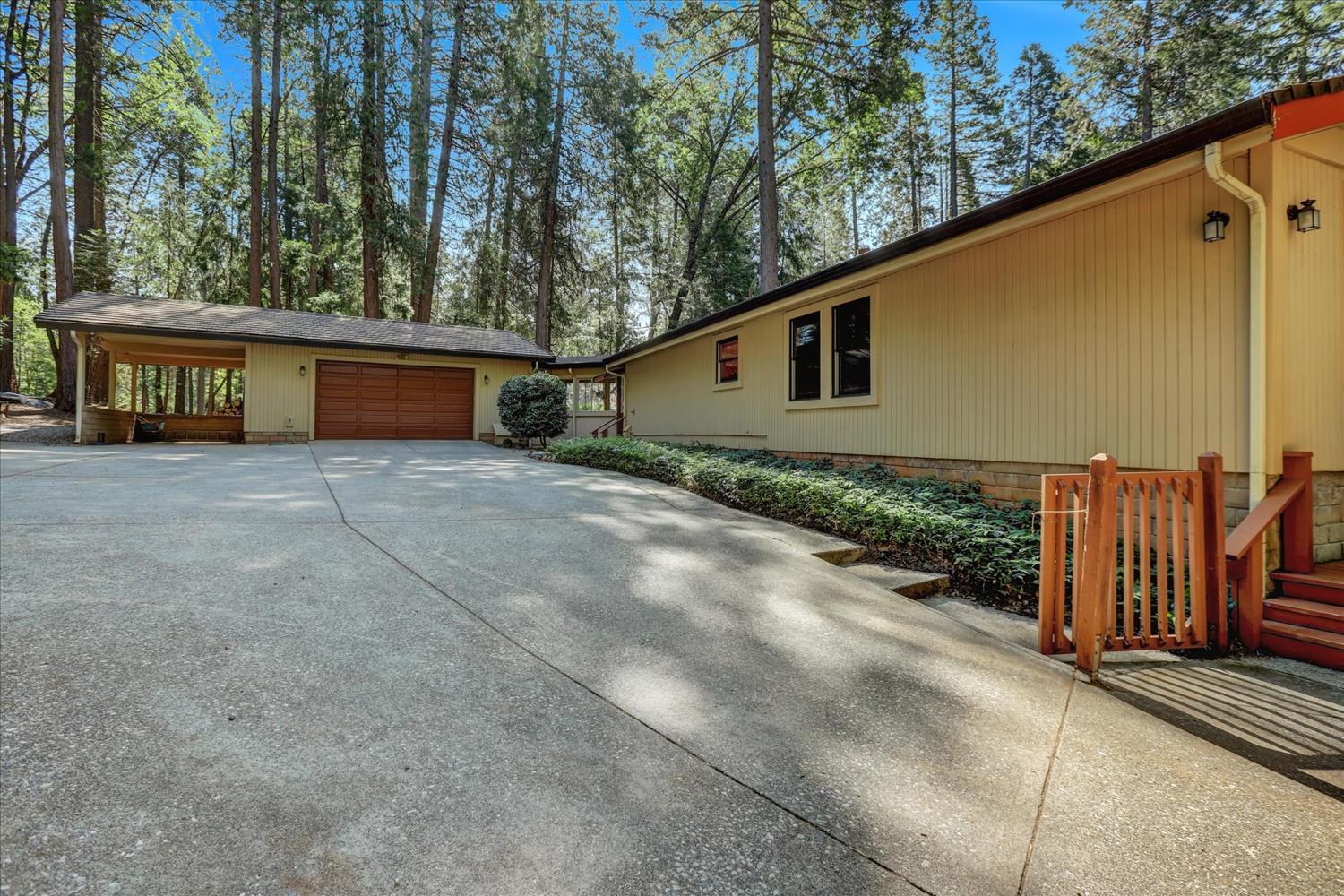 Moonrise Court, Nevada City, California image 43