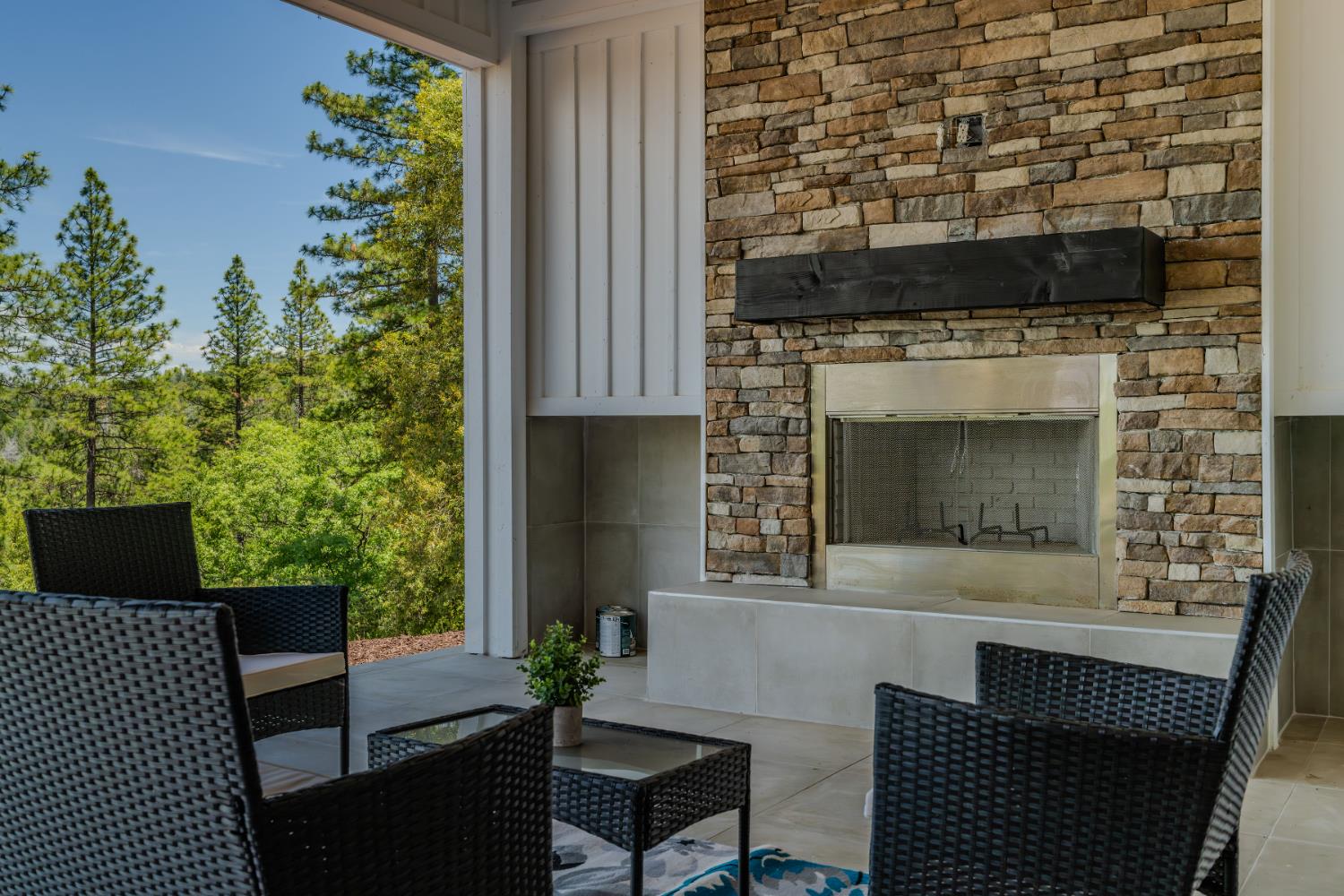 Detail Gallery Image 65 of 75 For 14874 Surrey Junction Ln, Sutter Creek,  CA 95685 - 4 Beds | 3/1 Baths