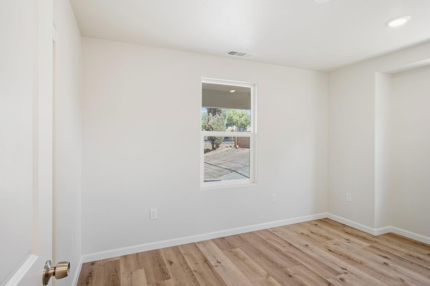 W Hatch Road, Modesto, California image 16