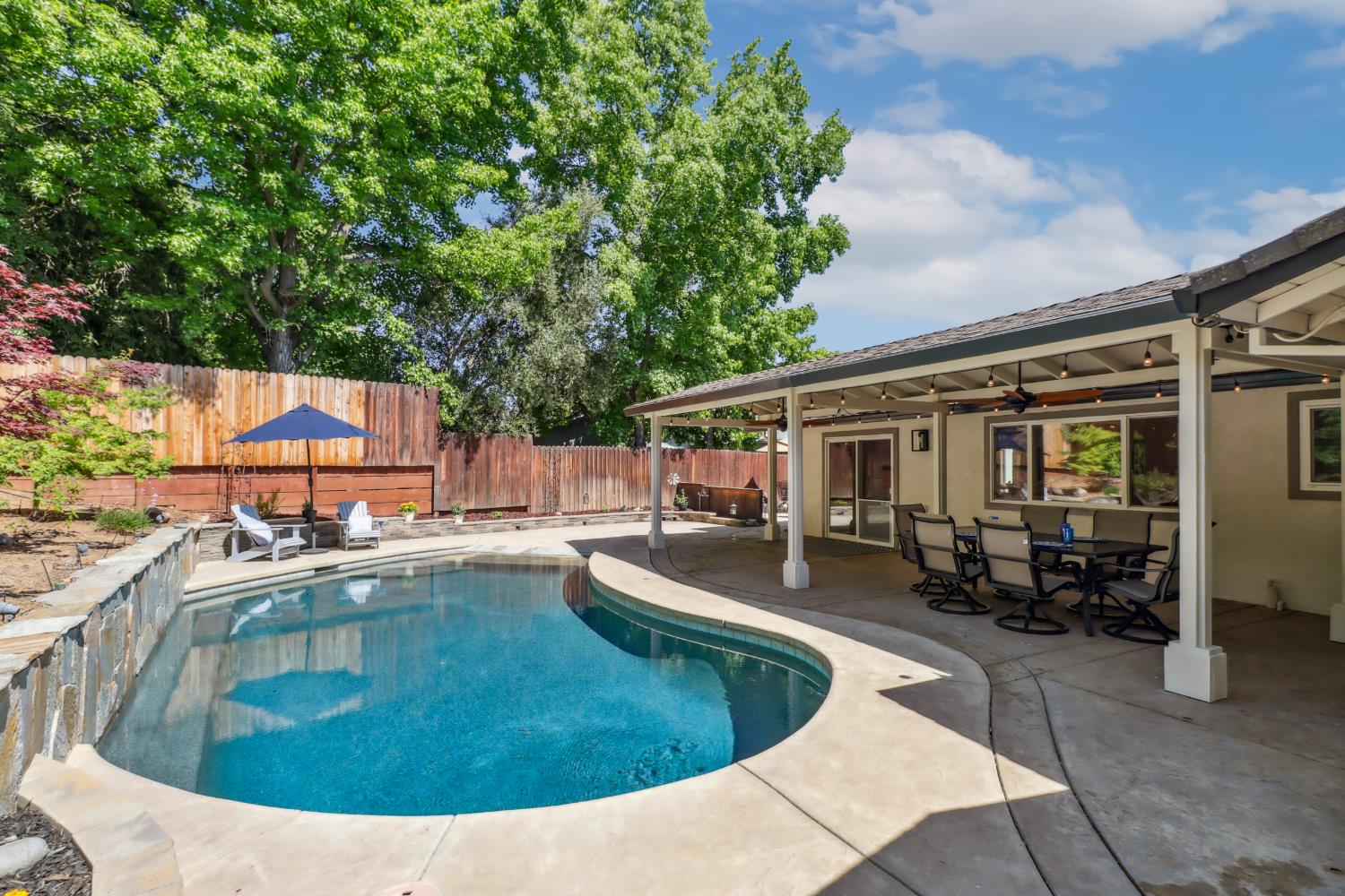 Diamond Oaks Road, Roseville, California image 45