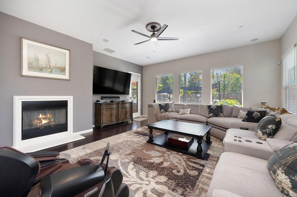 Bella Cir, Lincoln, California image 19