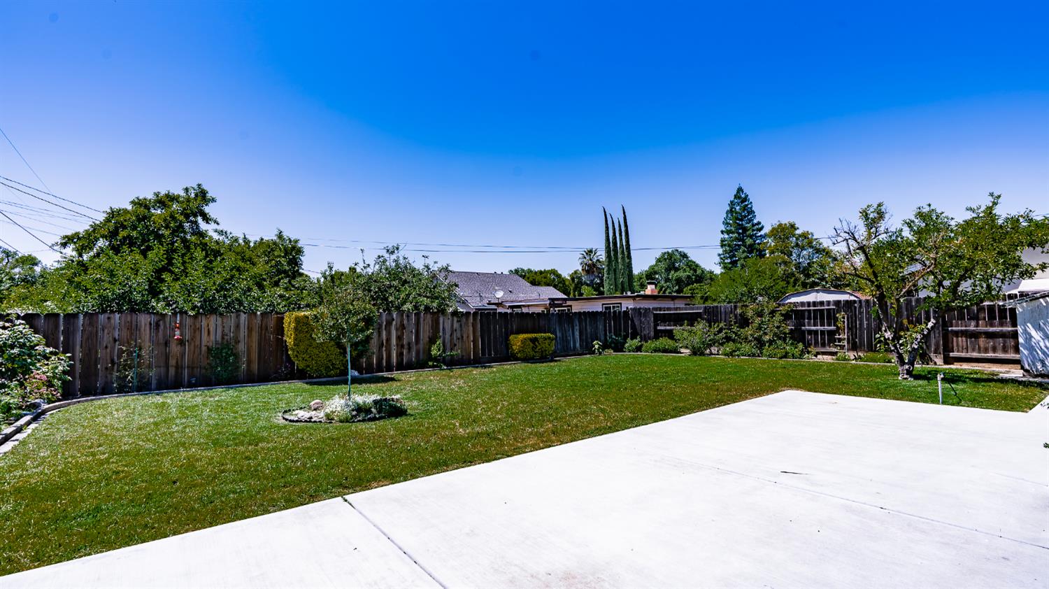 Ramona Avenue, Modesto, California image 17