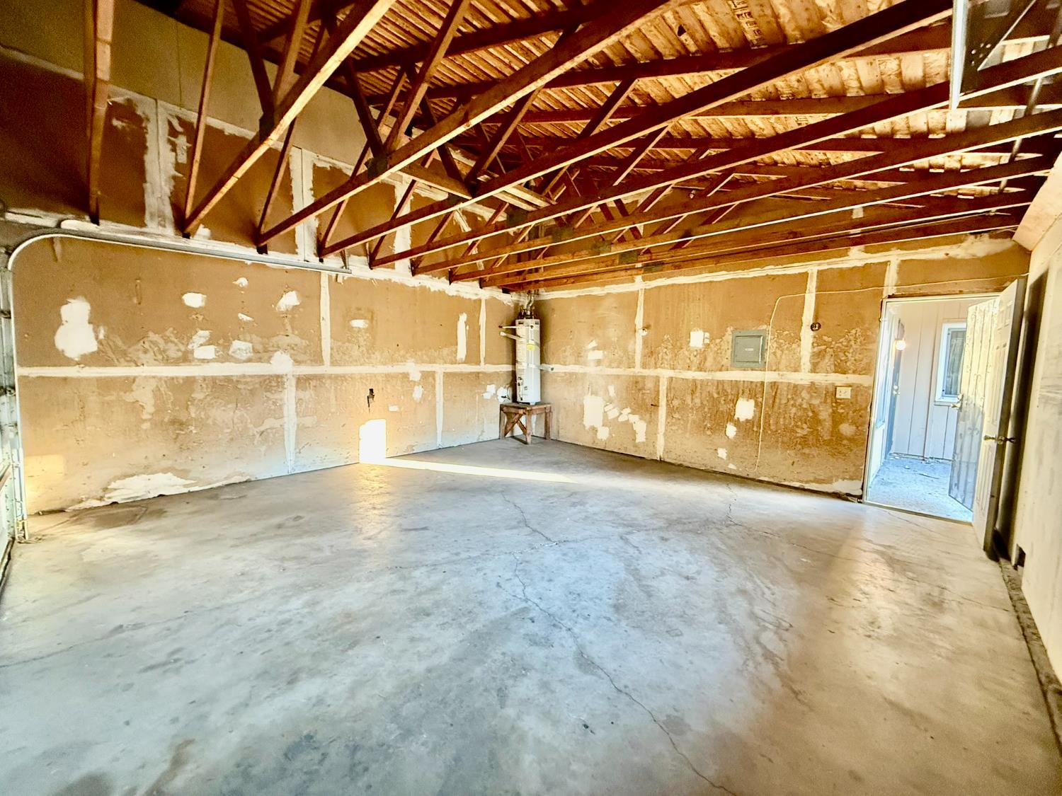 7330 Kelley Drive, Stockton, California image 17
