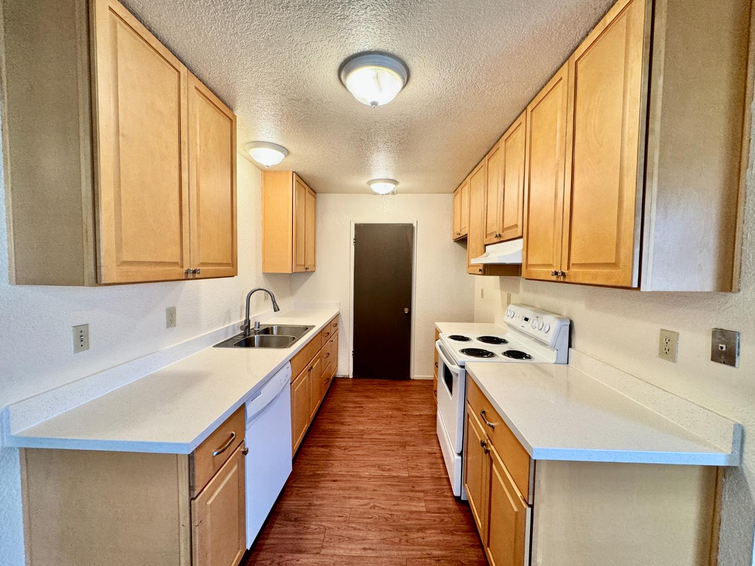 7330 Kelley Drive, Stockton, California image 26