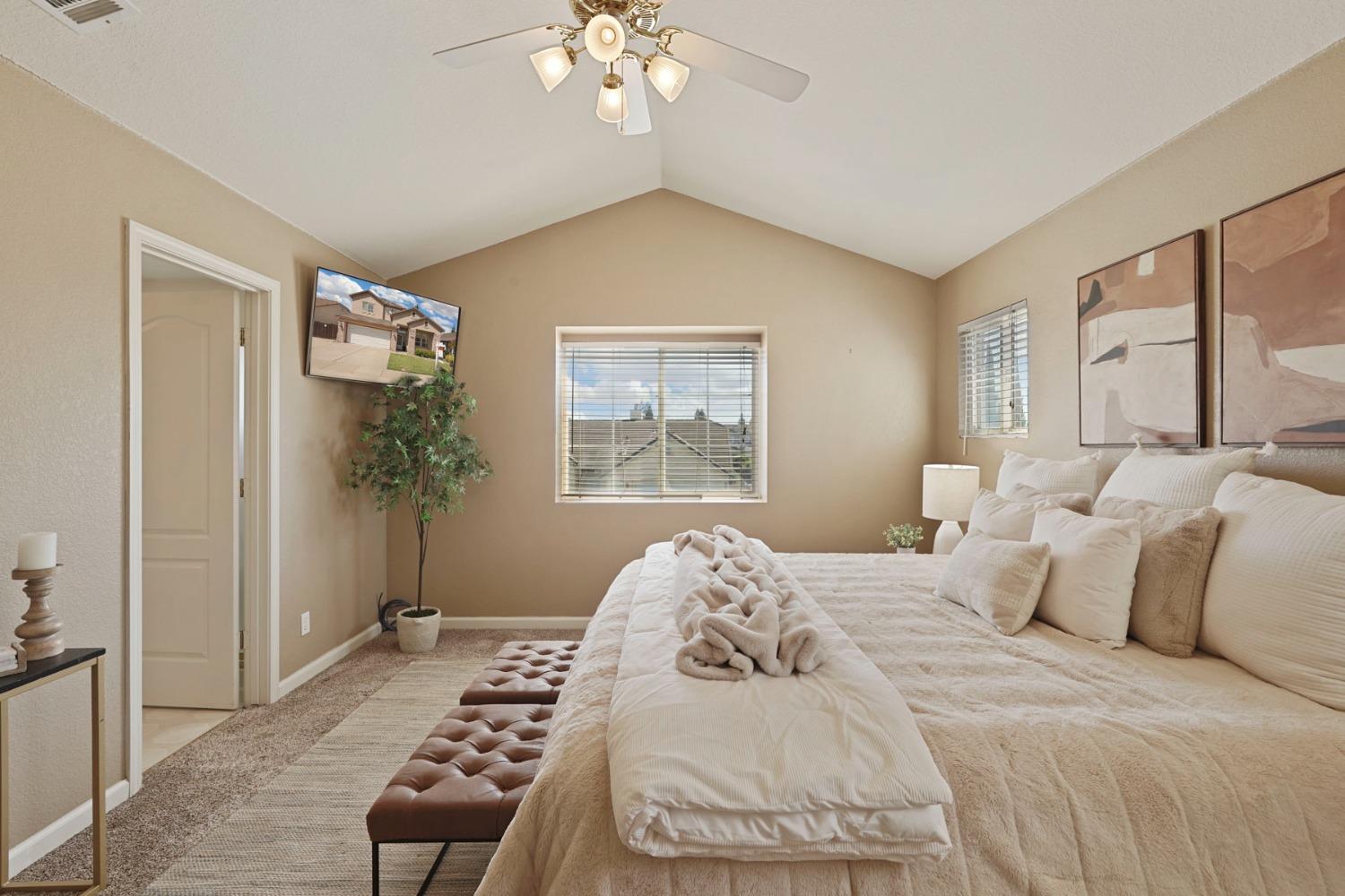 Picadilly Way, Manteca, California image 40
