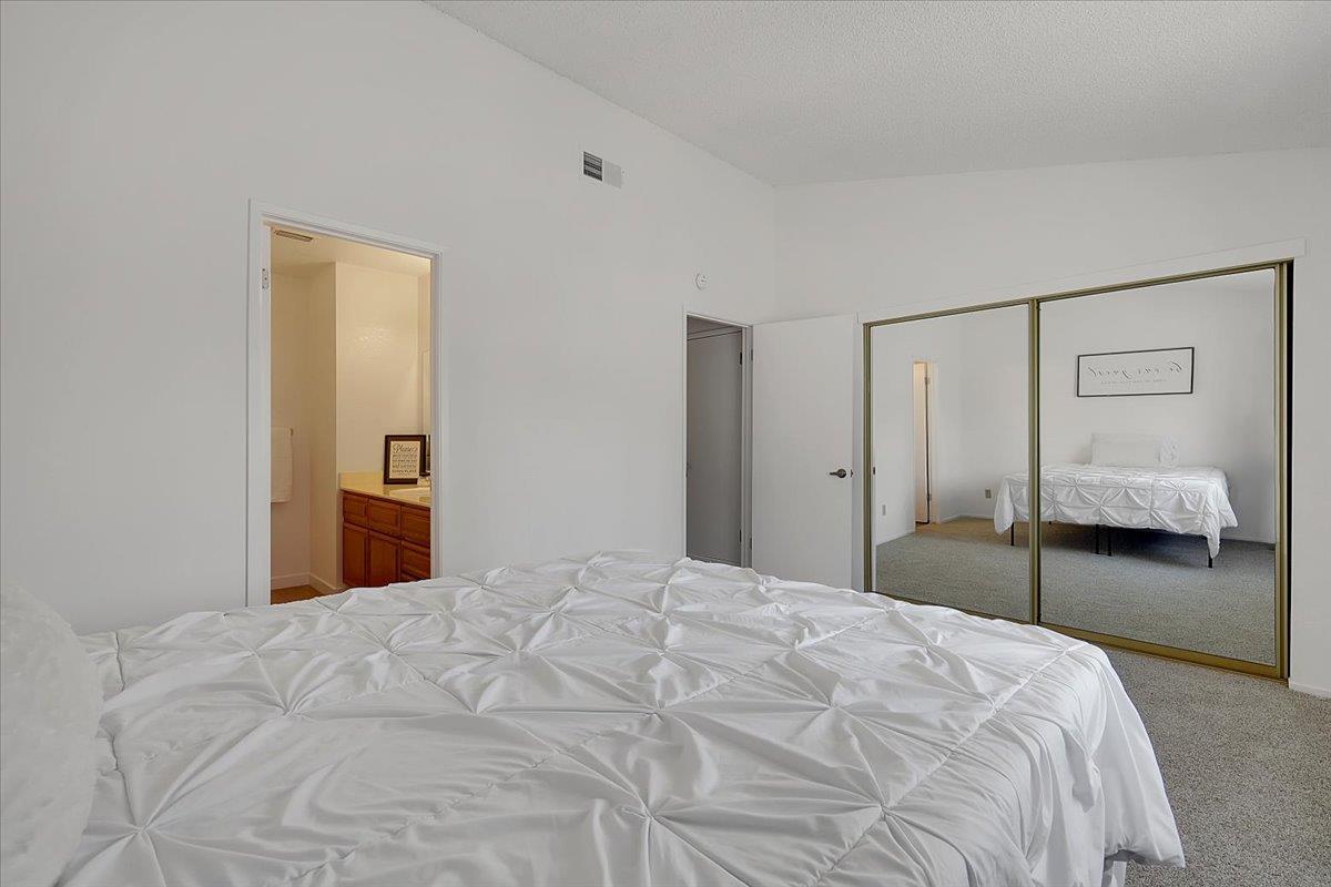 Photo #40: 225067694 Listing: Photo #40