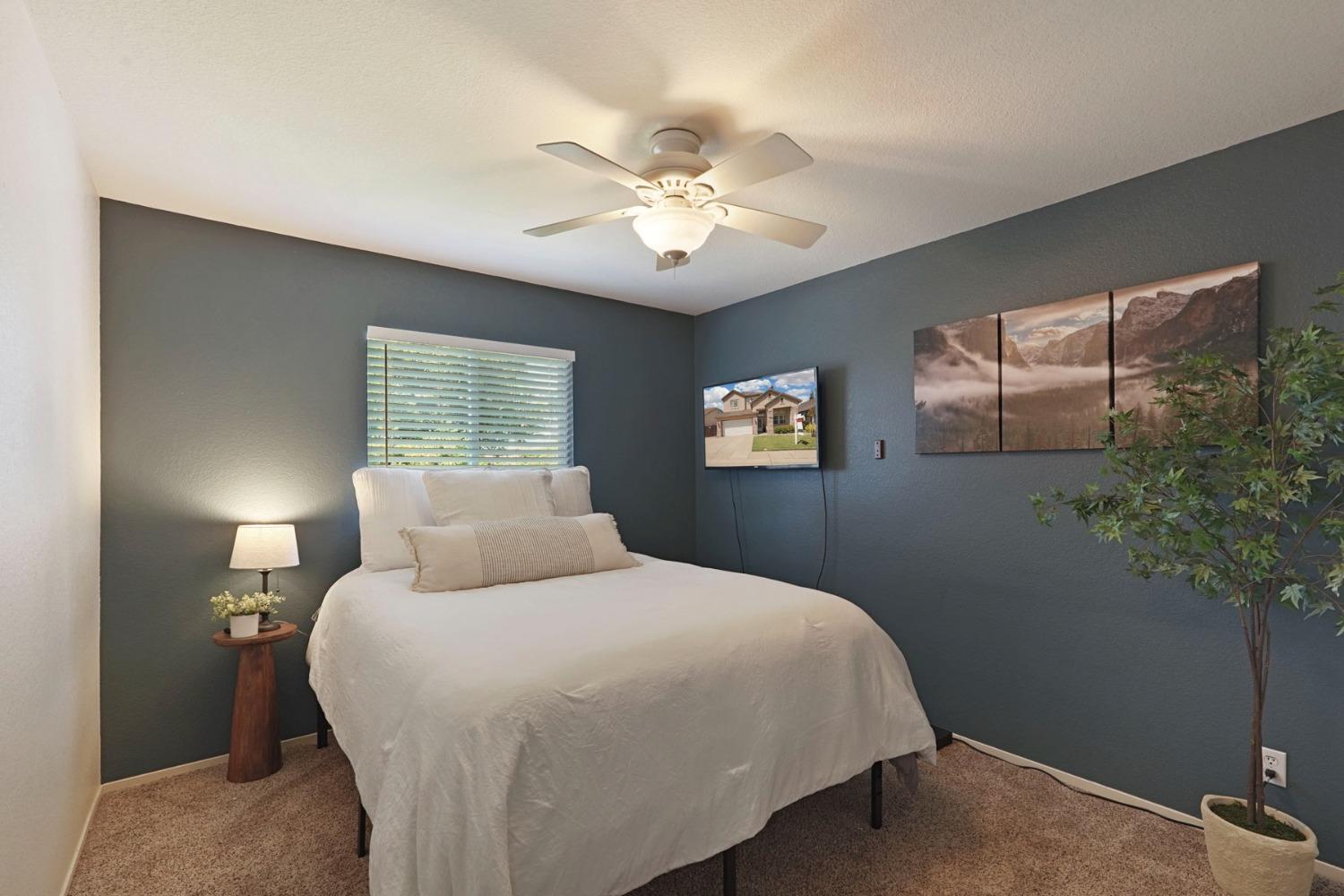 Picadilly Way, Manteca, California image 33