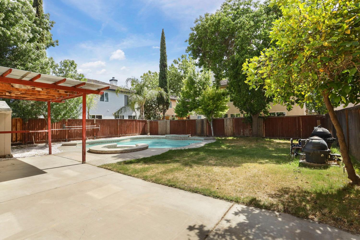 Sekera Court, Tracy, California image 30
