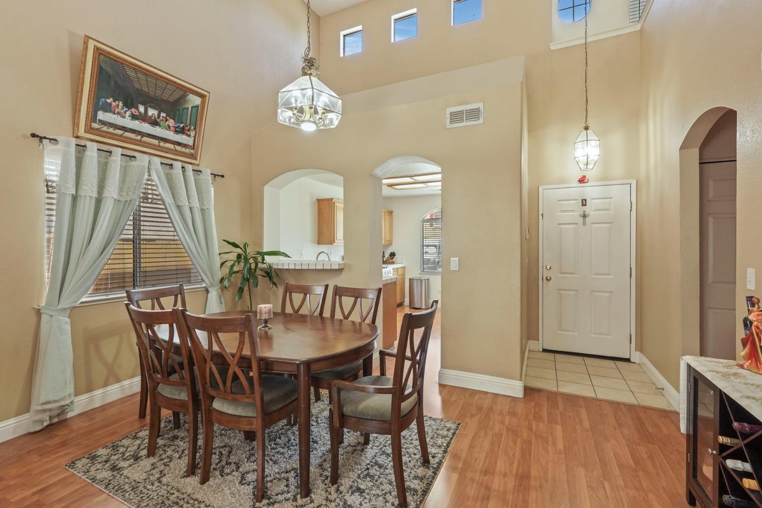 Bridlewood Circle, Stockton, California image 5