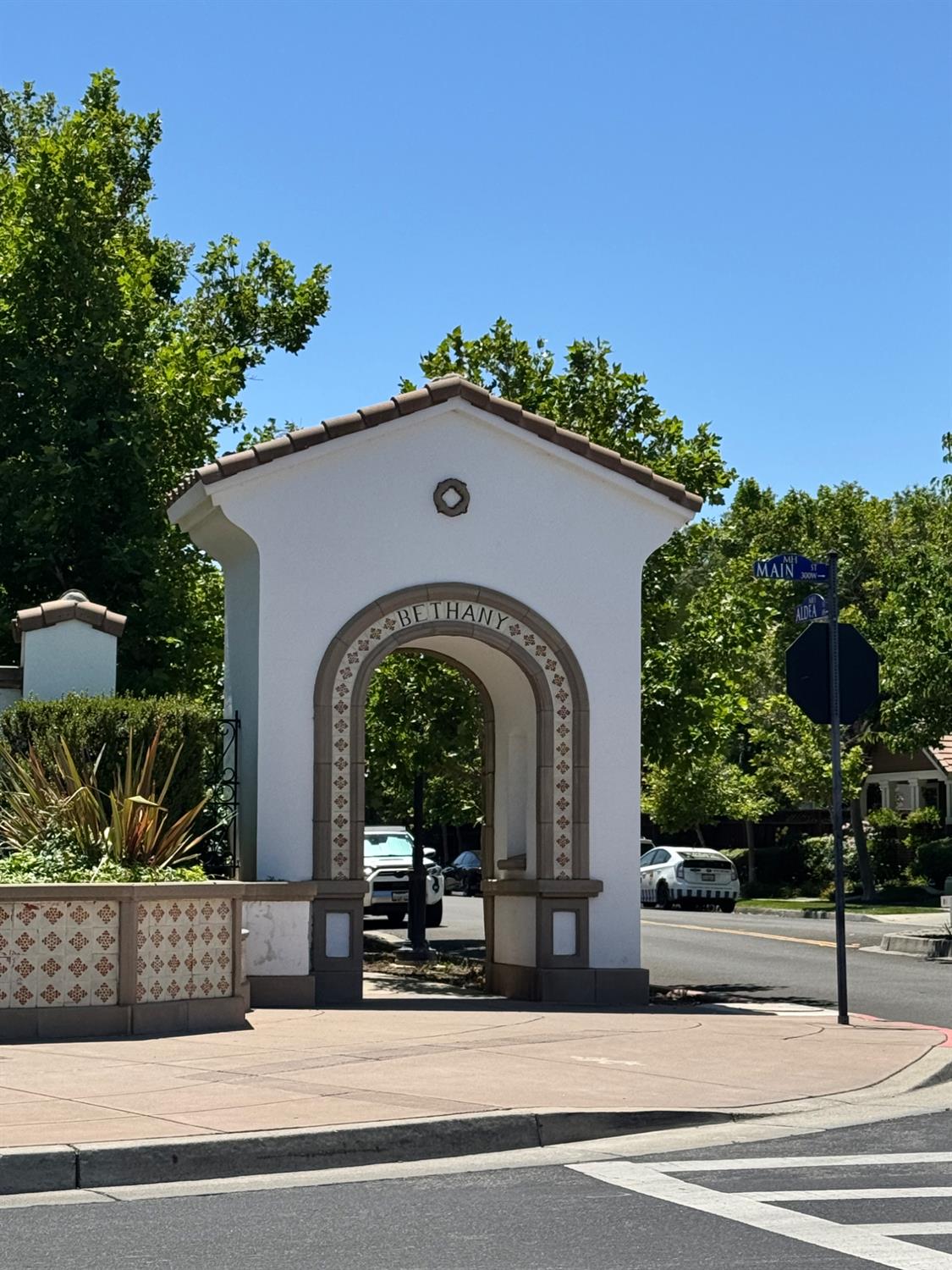 S Pacifico Street, Tracy, California image 33