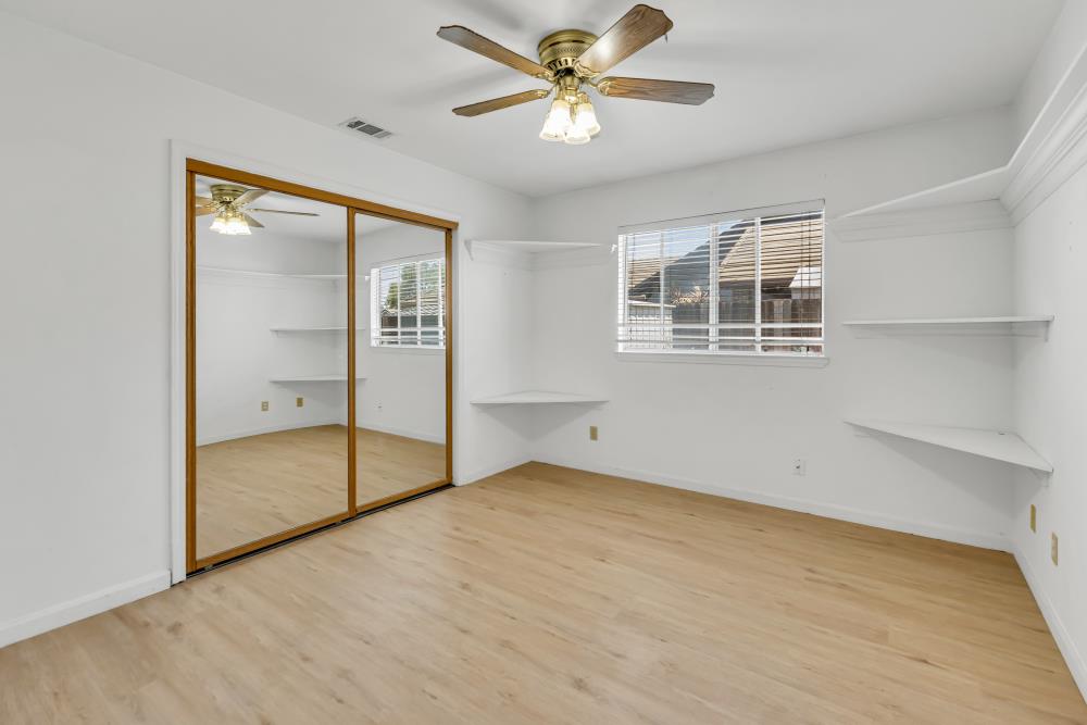 Robin Court, Galt, California image 21
