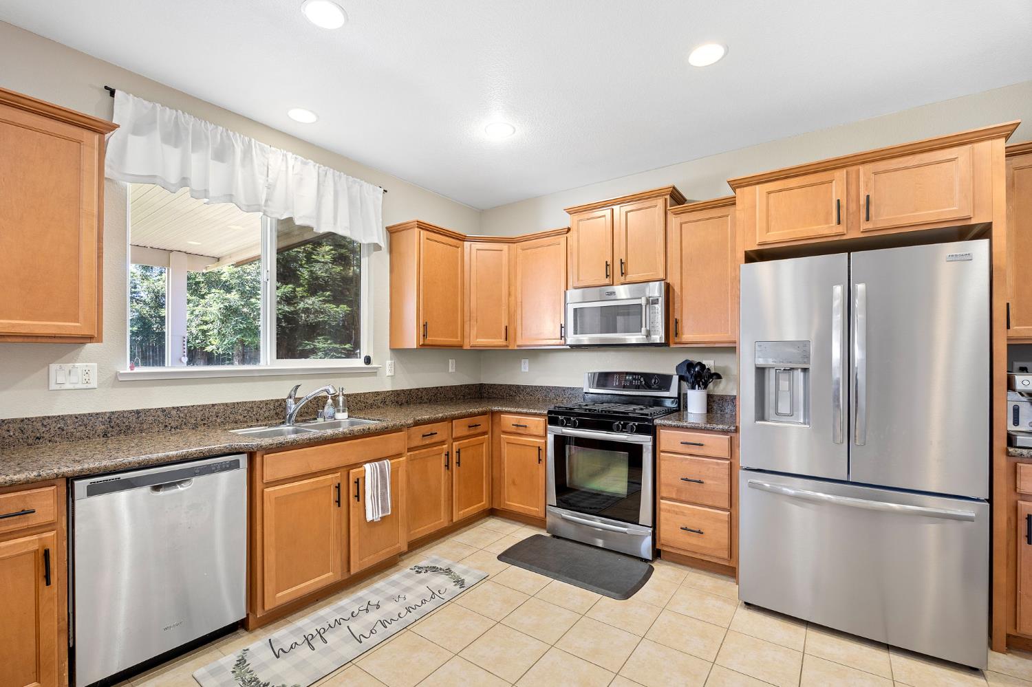 Delouch Drive, Lincoln, California image 9