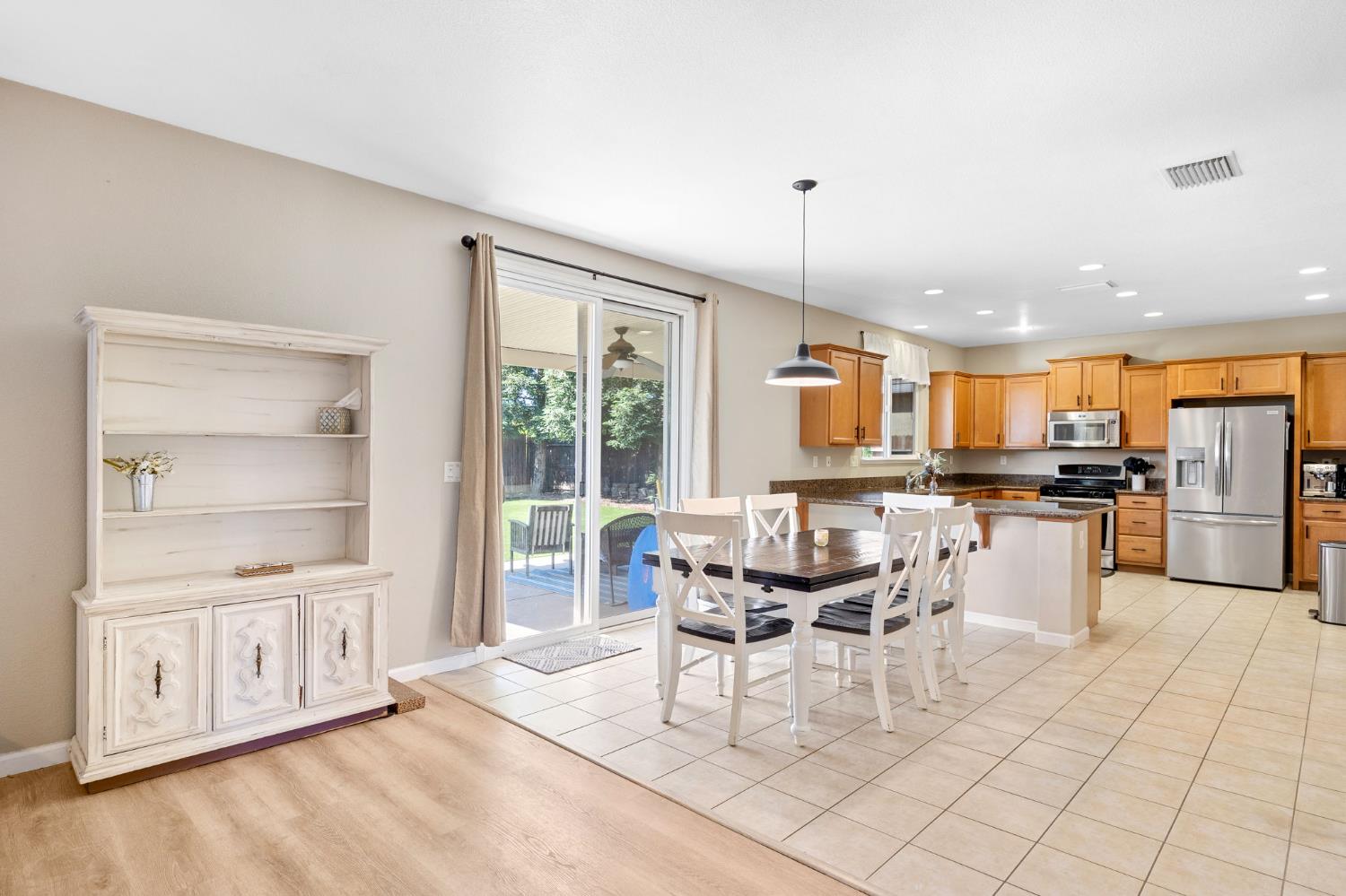 Delouch Drive, Lincoln, California image 7