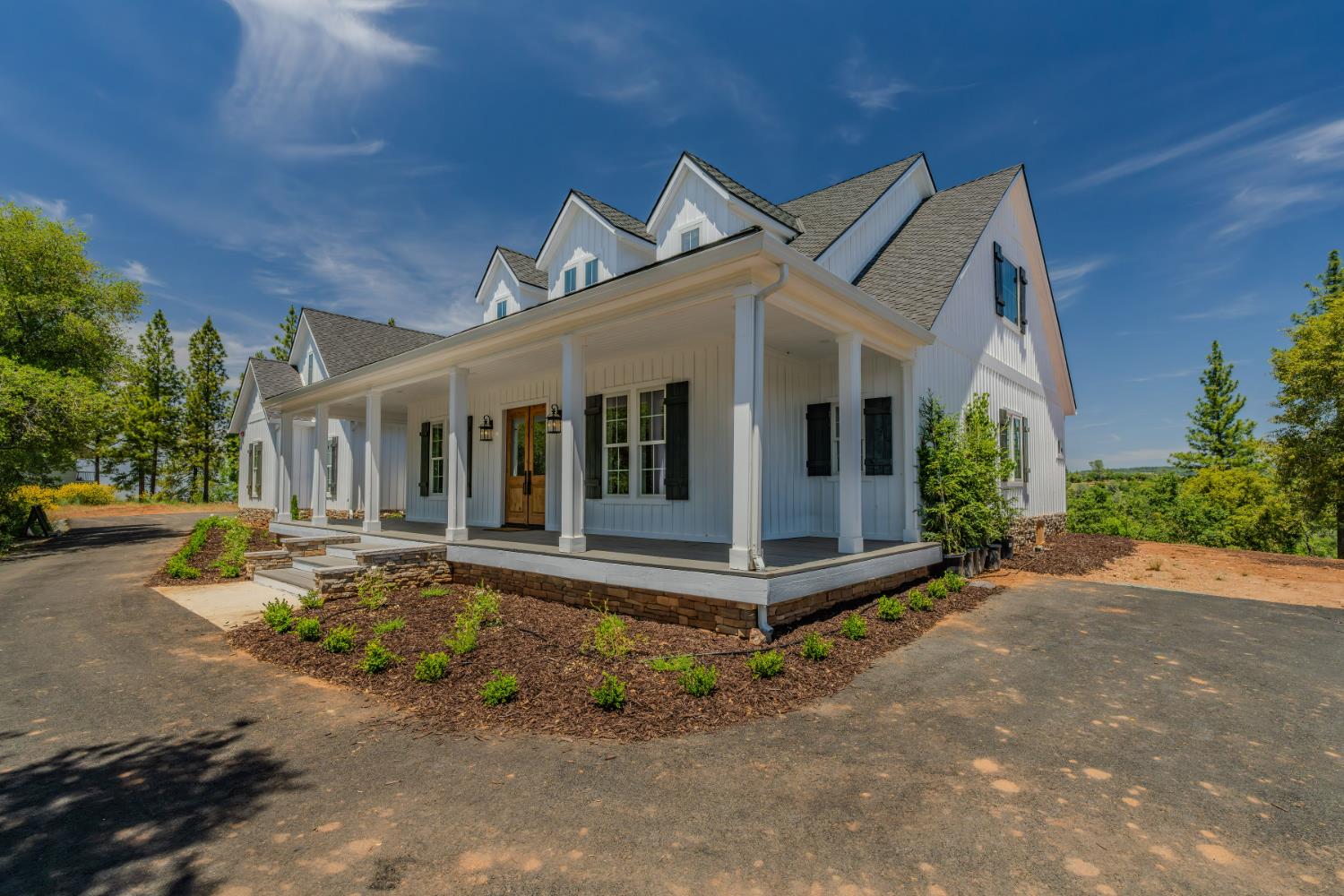 Detail Gallery Image 6 of 75 For 14874 Surrey Junction Ln, Sutter Creek,  CA 95685 - 4 Beds | 3/1 Baths