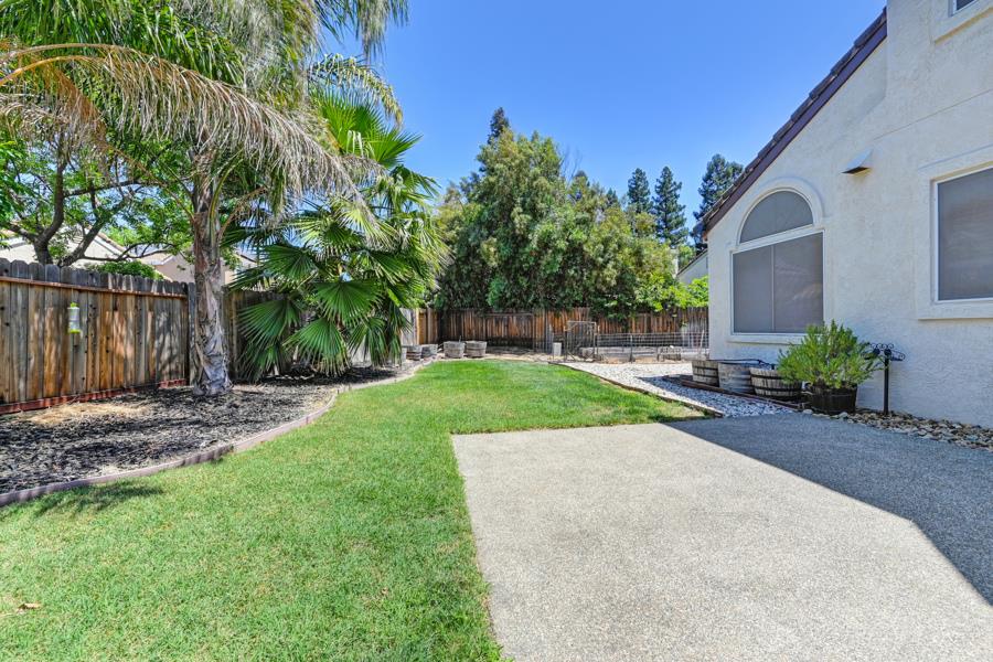 Devon Court, Rocklin, California image 47